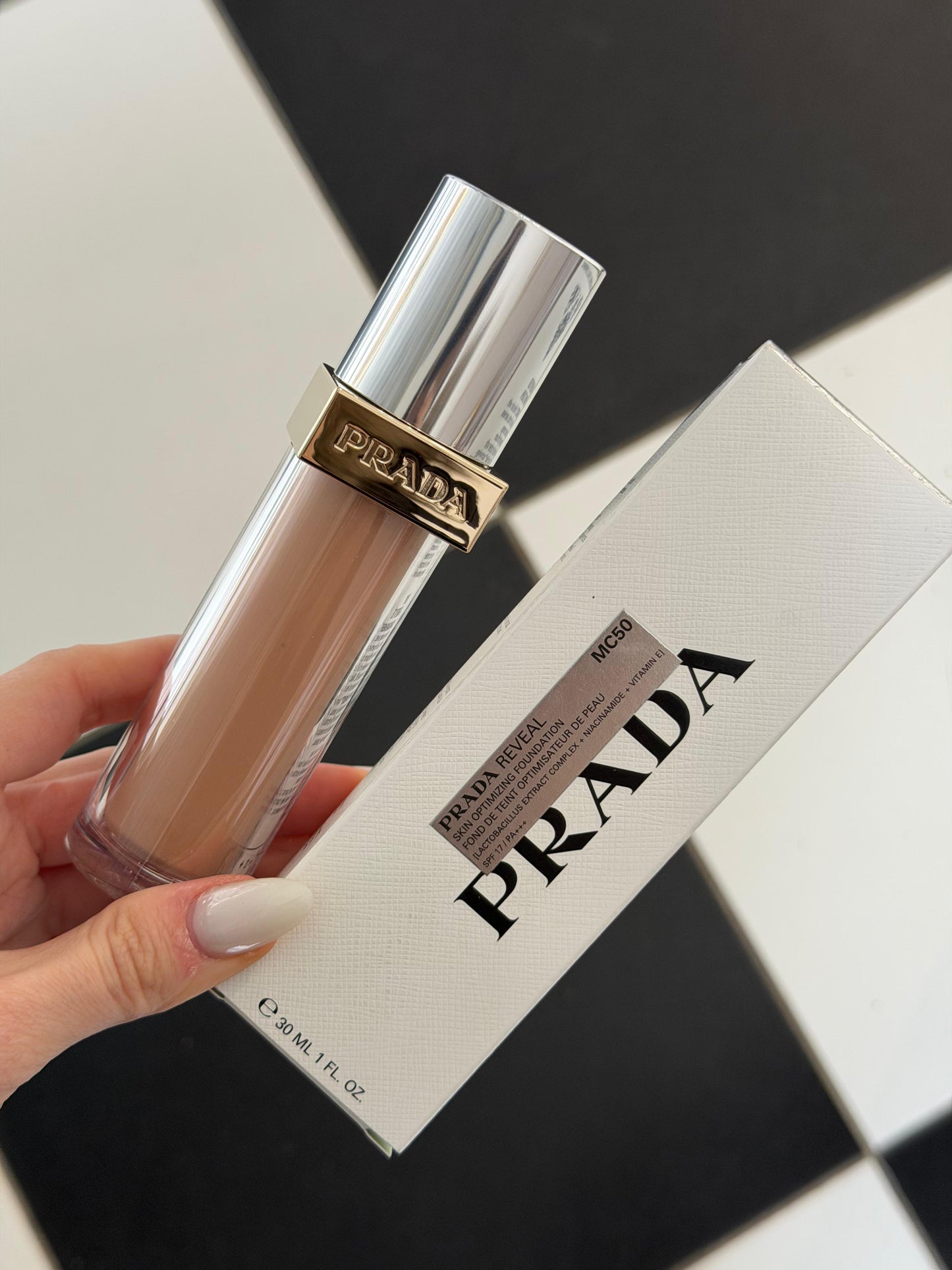 PRADA Reveal Skin Optimizing Foundation (MC50)
Medium Coverage, Soft Matte, SPF17