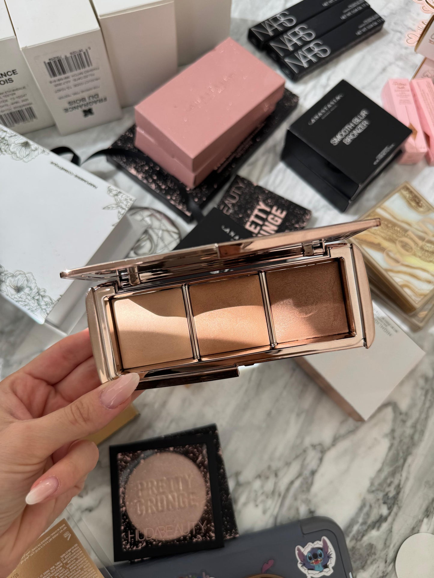 HOURGLASS Ambient Lighting Palette - Volume II