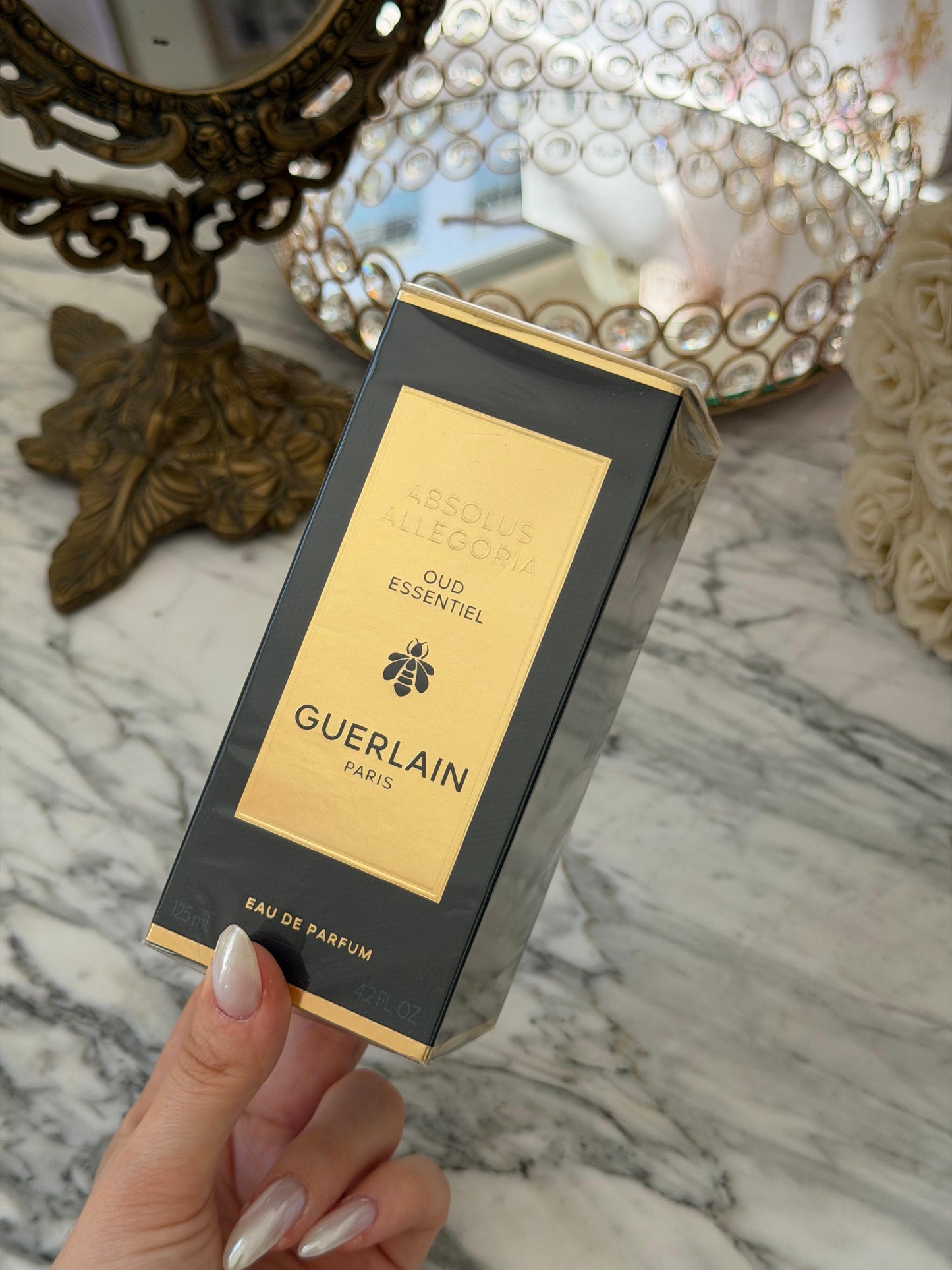 GUERLAIN Absolus Allegoria Oud Essentiel - Eau De Parfum
A Stirring Oud with Sensual Accents