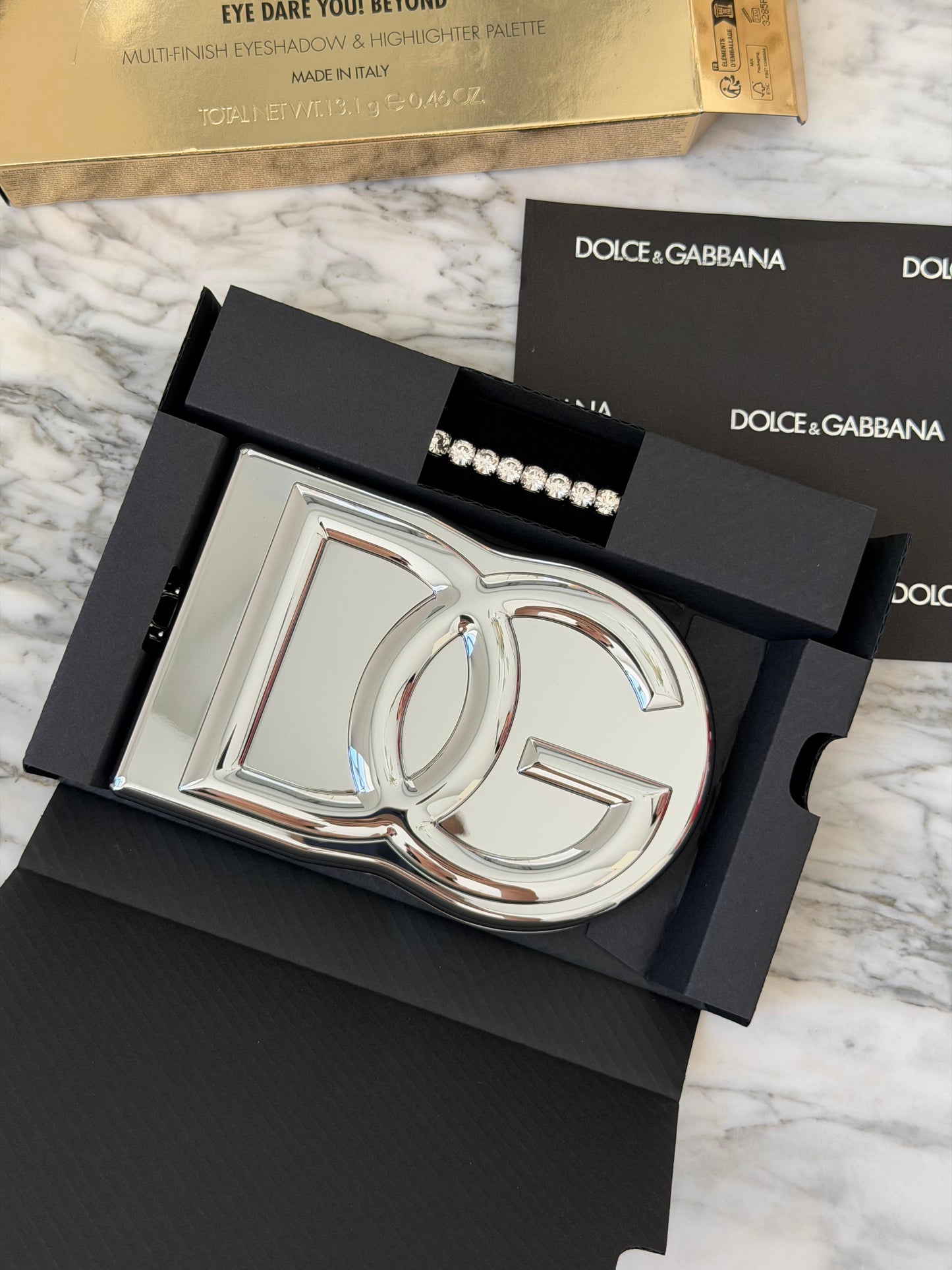 DOLCE&GABBANA Eye Dare You! Beyond
Multi-Finish Eyeshadow & Highlighter Palette