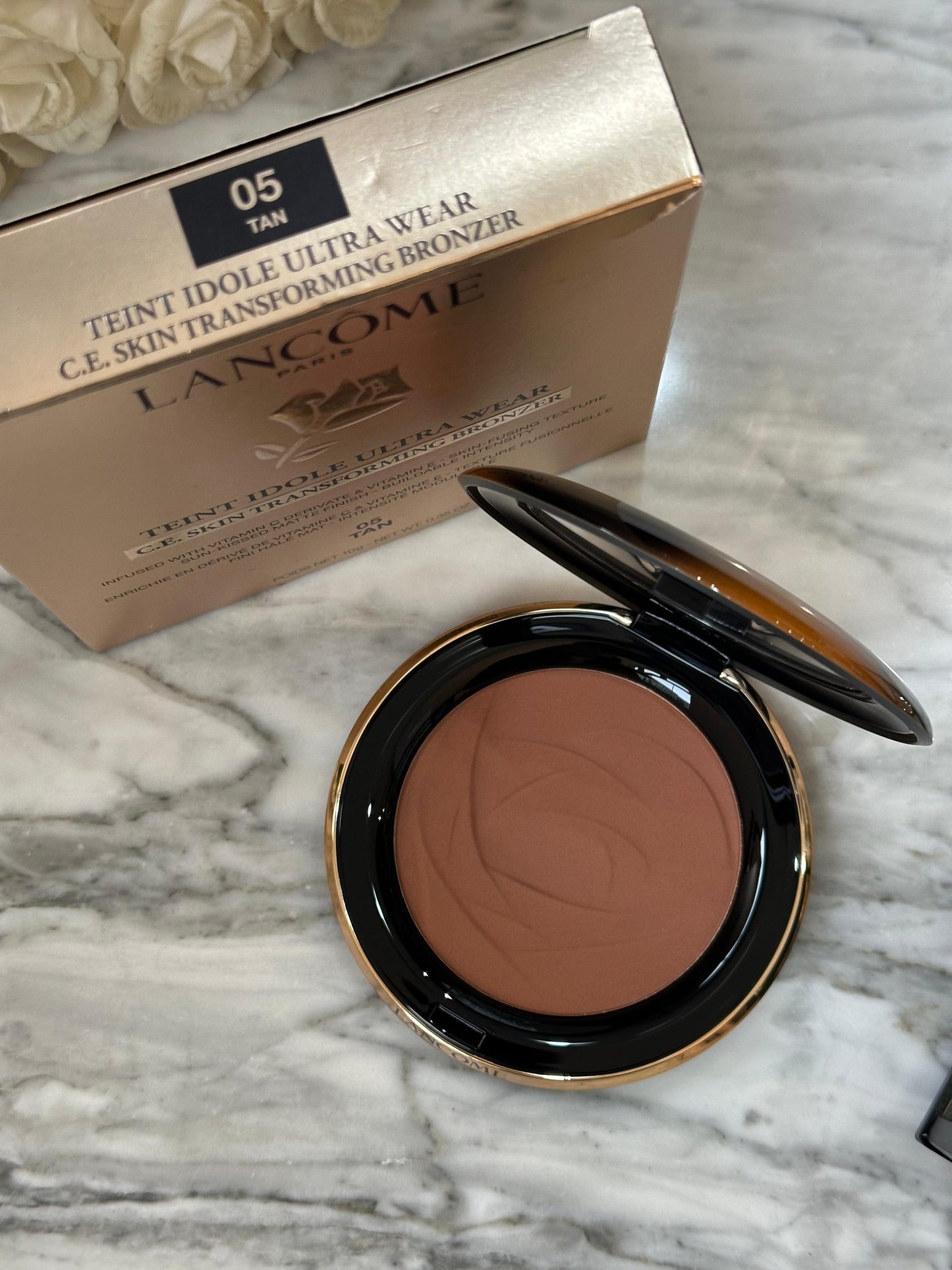 LANCOME Teint Idole Ultra Wear C.E Skin Transforming Bronzer (05)