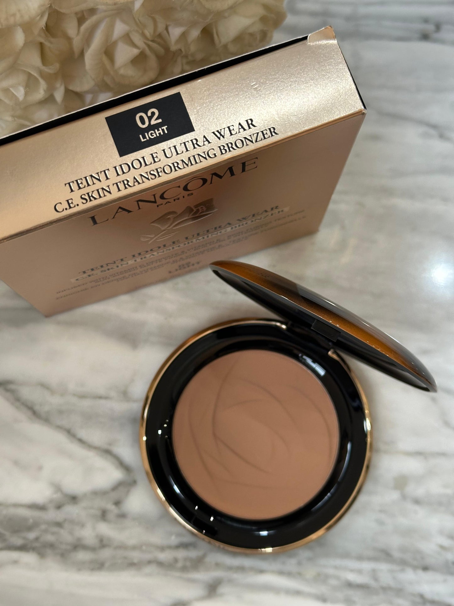 LANCOME Teint Idole Ultra Wear C.E Skin Transforming Bronzer (02)