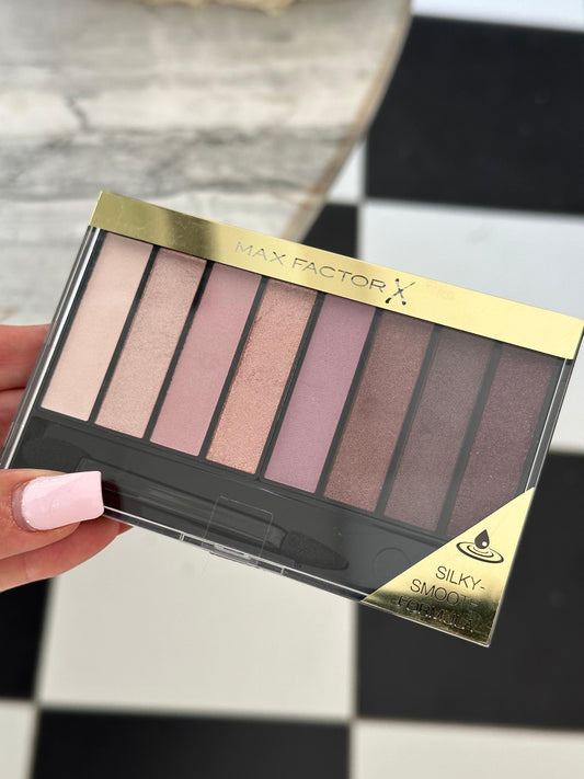 MAX FACTOR Nude Palette Silky-Smooth Formula