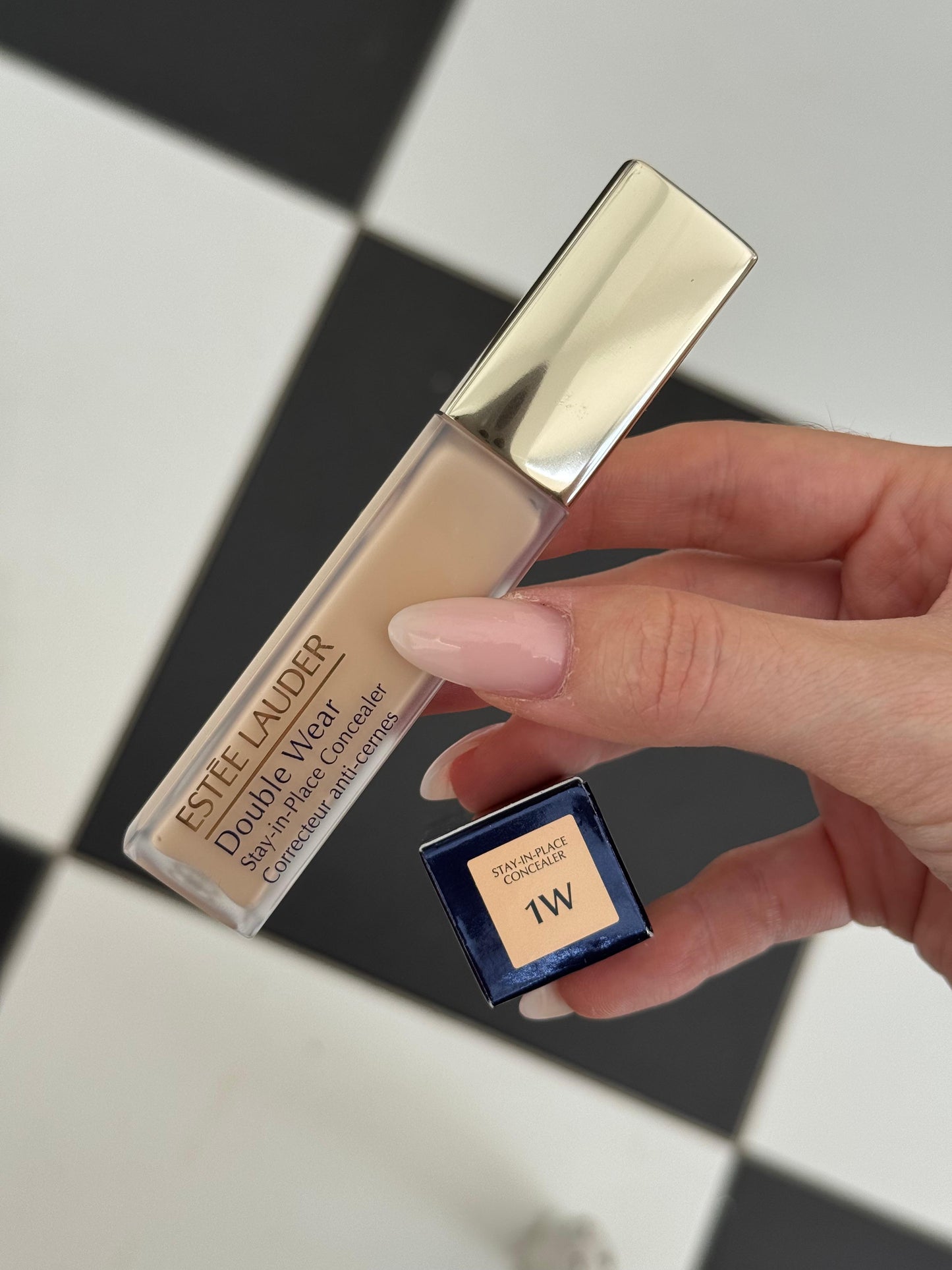ESTÉE LAUDER Stay-in-place Concealer