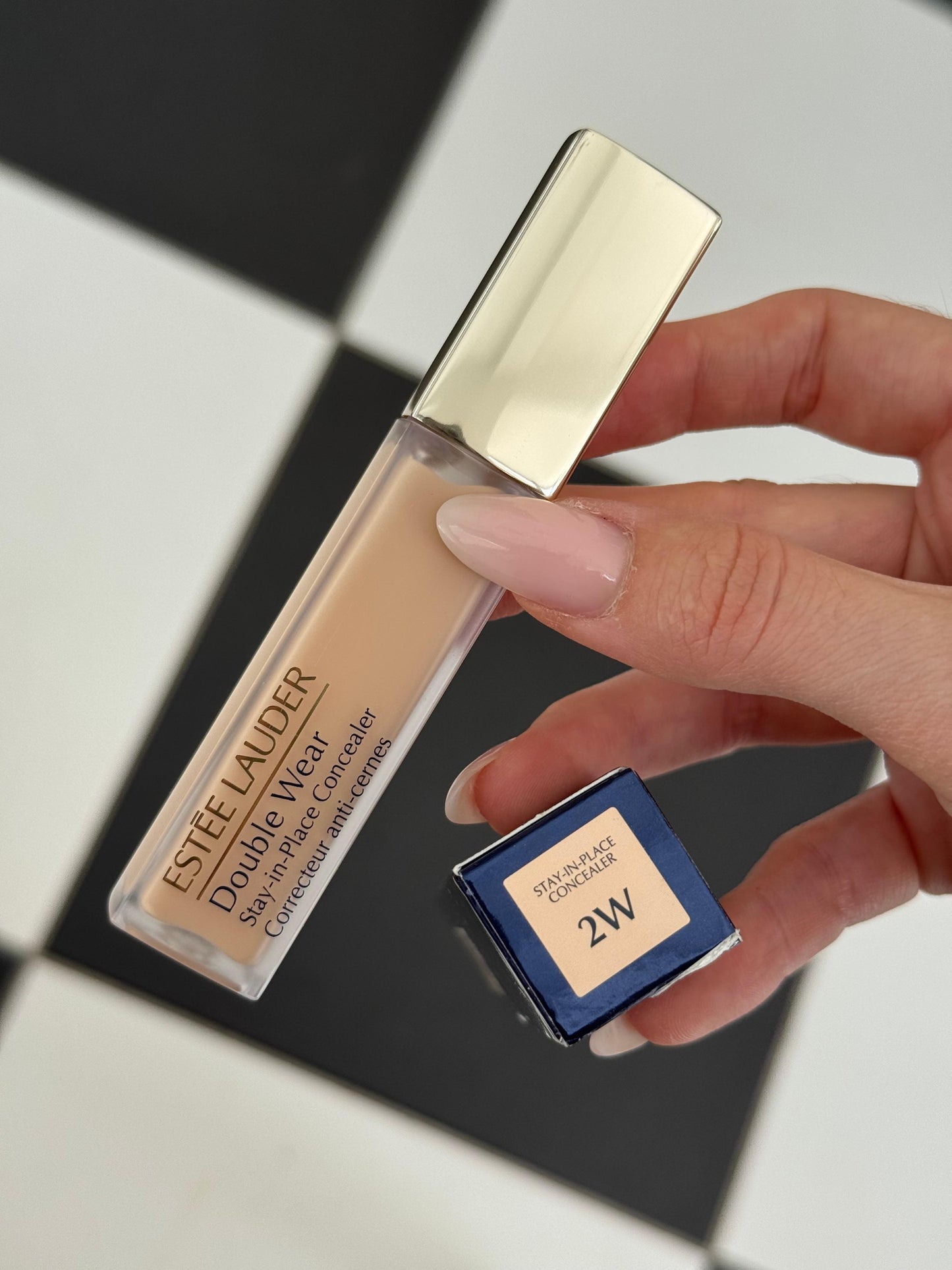 ESTÉE LAUDER Stay-in-place Concealer