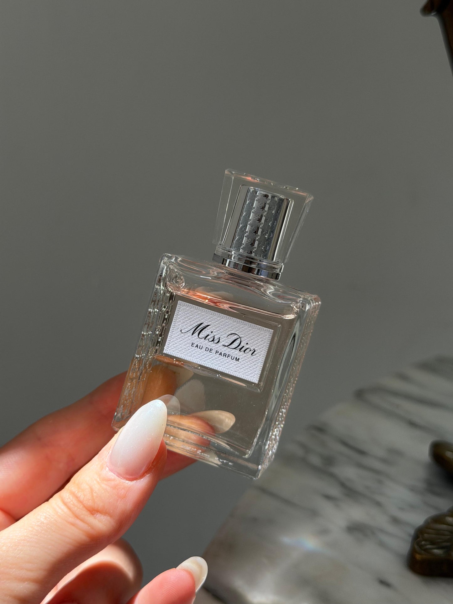 DIOR Miss Dior Roller-Pearl Eau De Parfum - Velvety and Sensual Notes