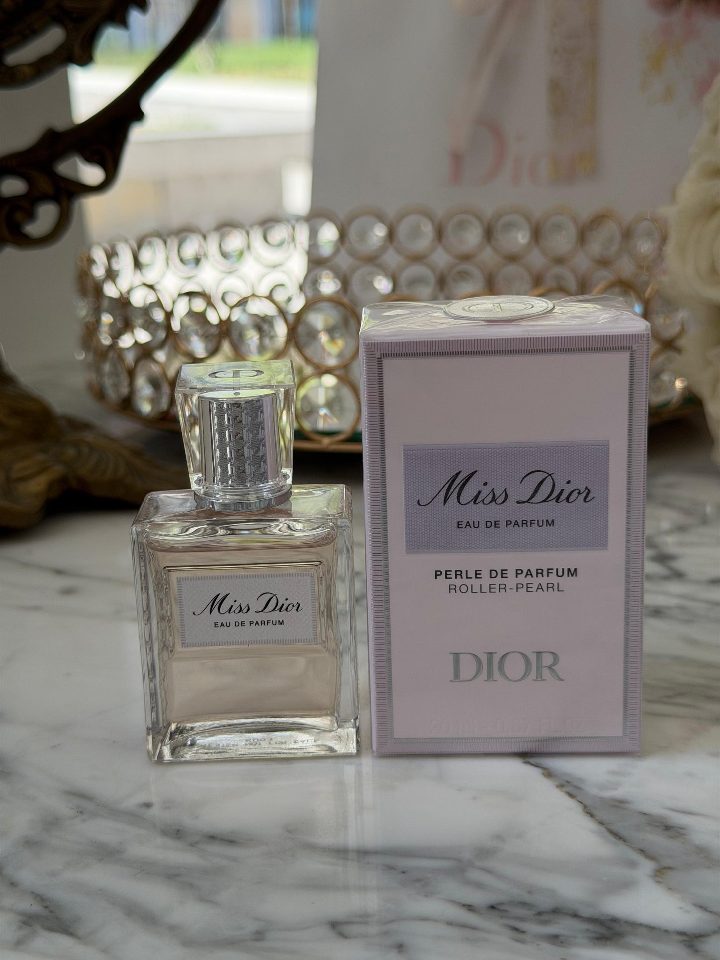 DIOR Miss Dior Roller-Pearl Eau De Parfum - Velvety and Sensual Notes