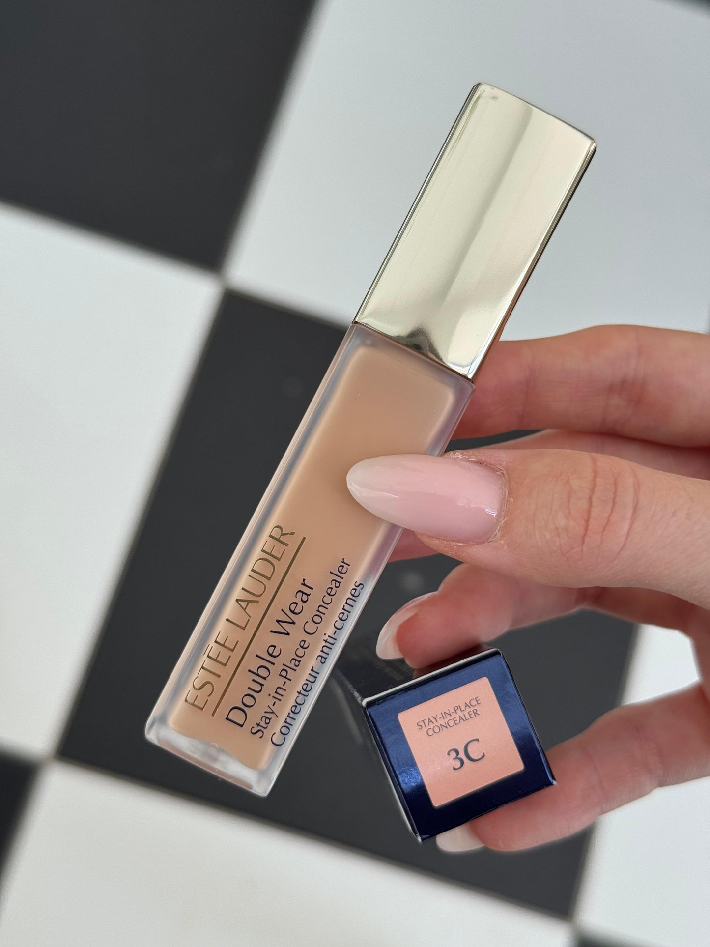 ESTÉE LAUDER Stay-in-place Concealer