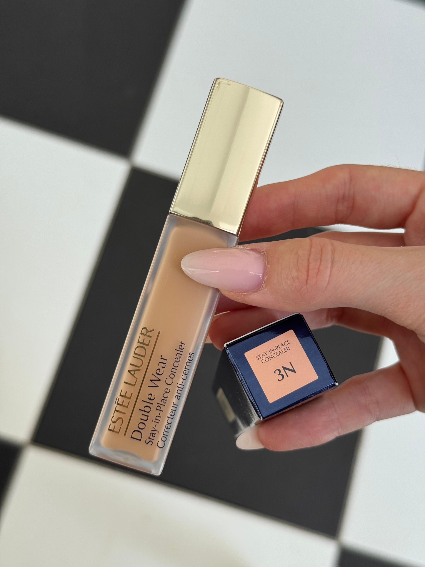 ESTÉE LAUDER Stay-in-place Concealer