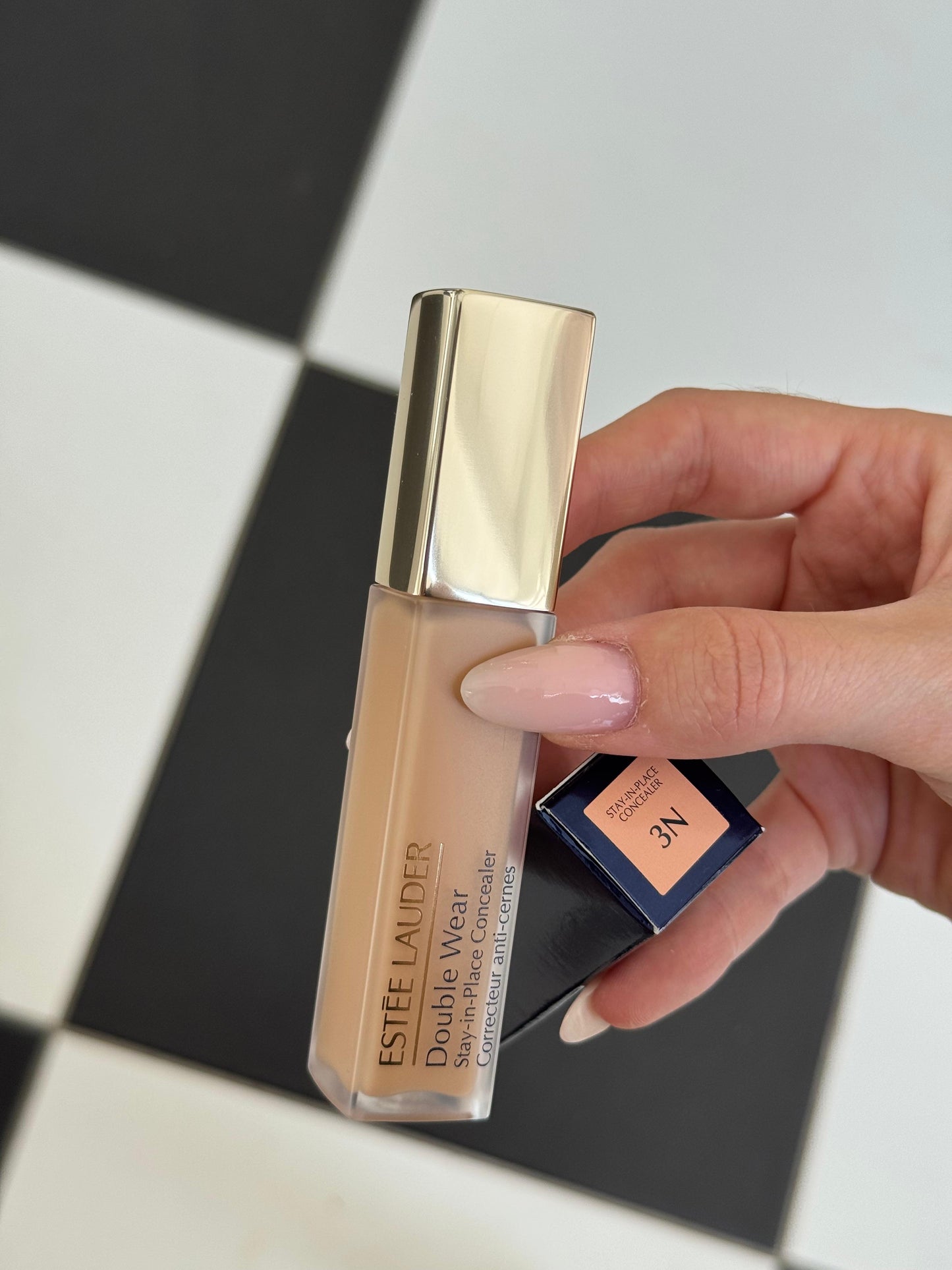 ESTÉE LAUDER Stay-in-place Concealer
