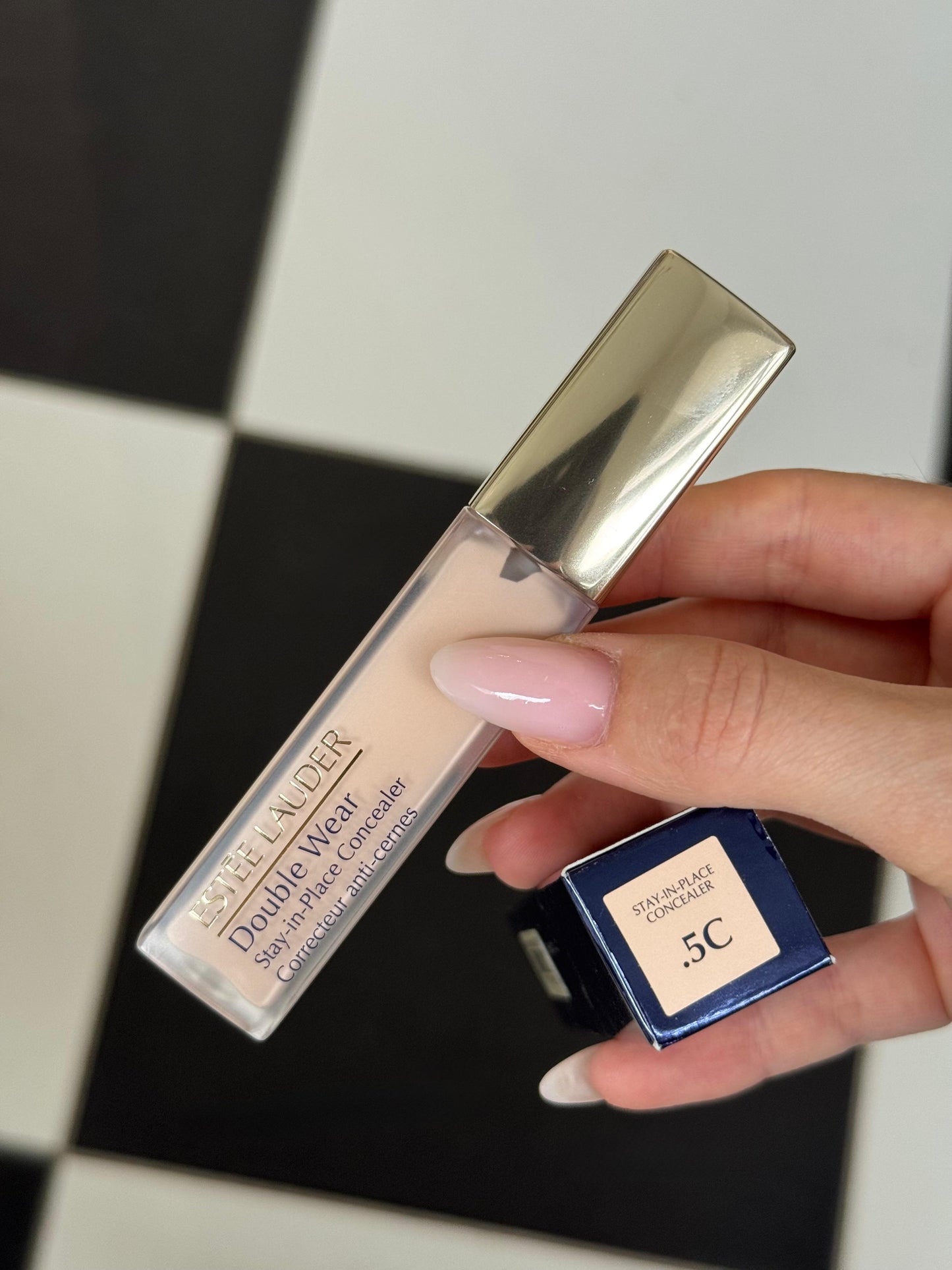 ESTÉE LAUDER Stay-in-place Concealer