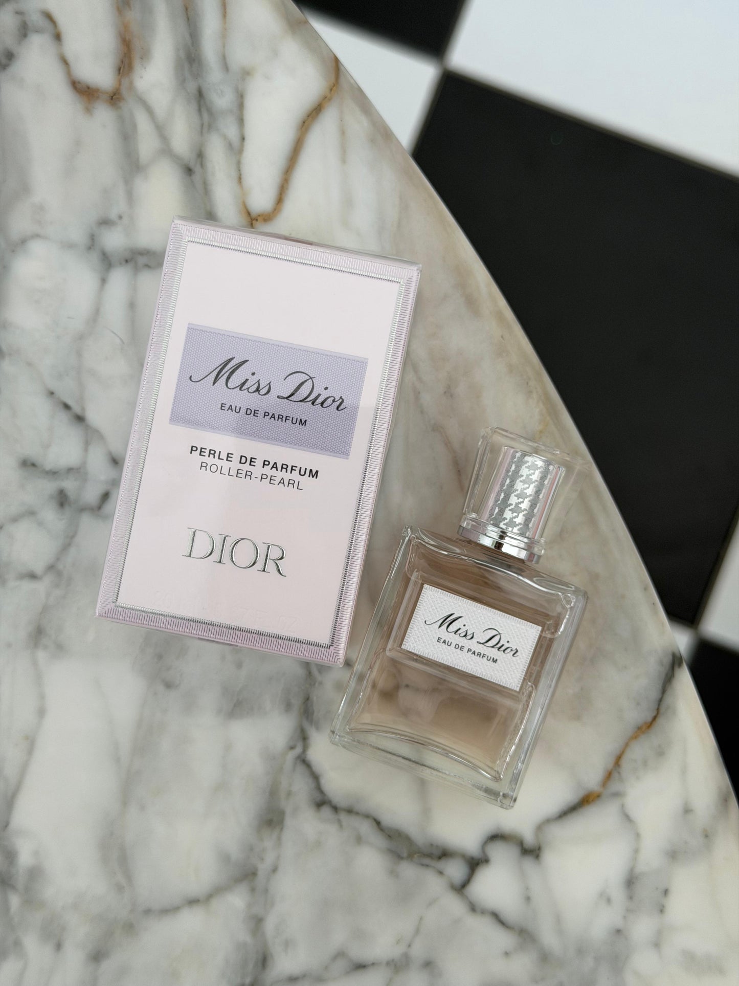 DIOR Miss Dior Roller-Pearl Eau De Parfum - Velvety and Sensual Notes