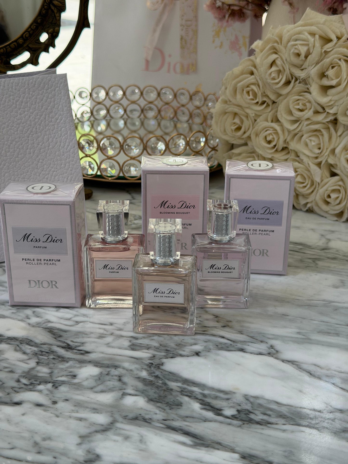 DIOR Miss Dior Roller-Pearl Blooming Bouquet Eau De Toilette
Fresh Floral And Tender Notes