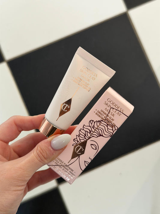 CHARLOTTE TILBURY Goddess Skin Clay Mask
Spanish Clay + Sweet Almond Oil + Bionymh Peptide