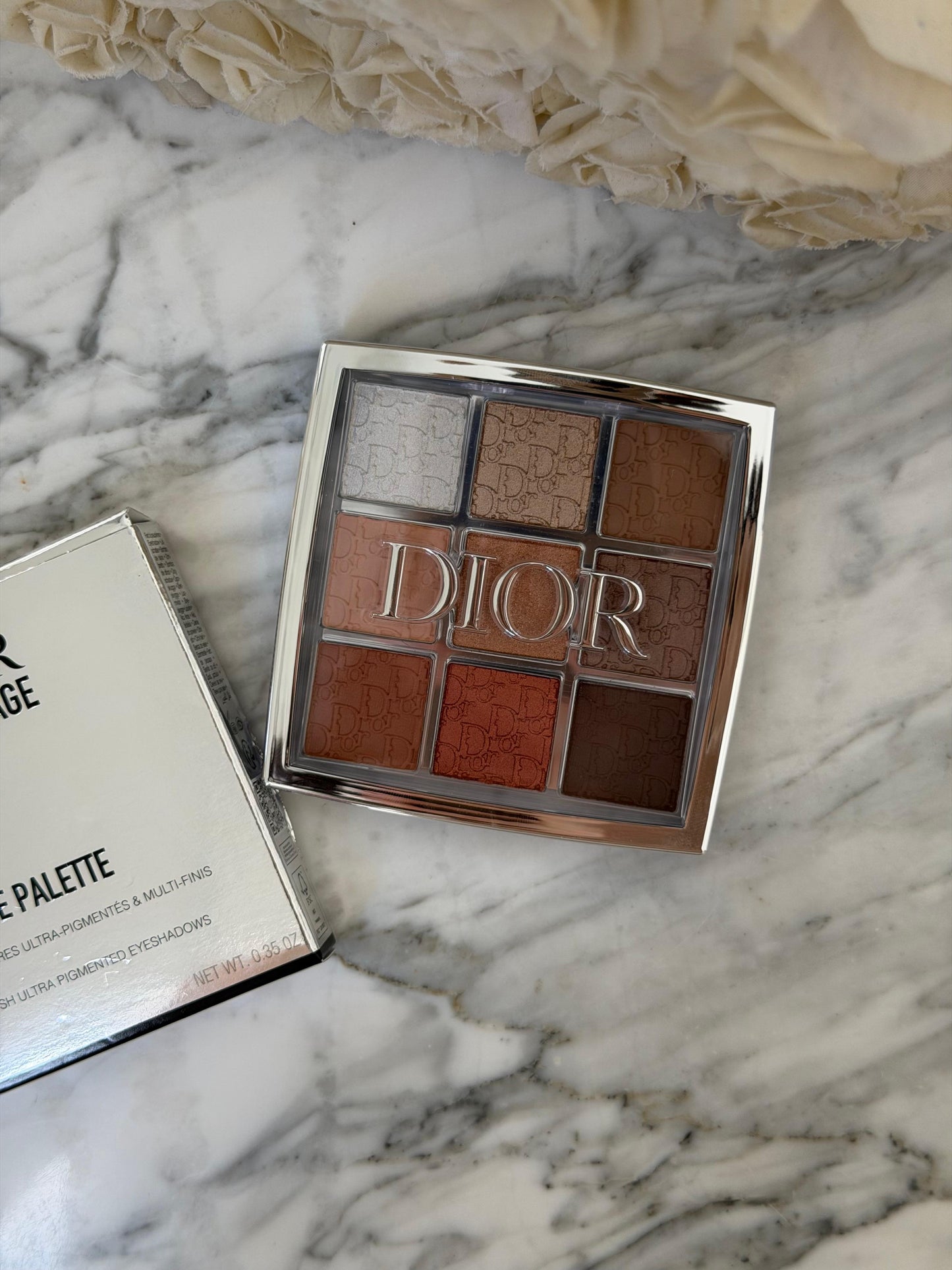 DIOR Backstage Eye Palette (001)
Eye Palette - Multi-Finish Ultra Pigmented Eyeshadows