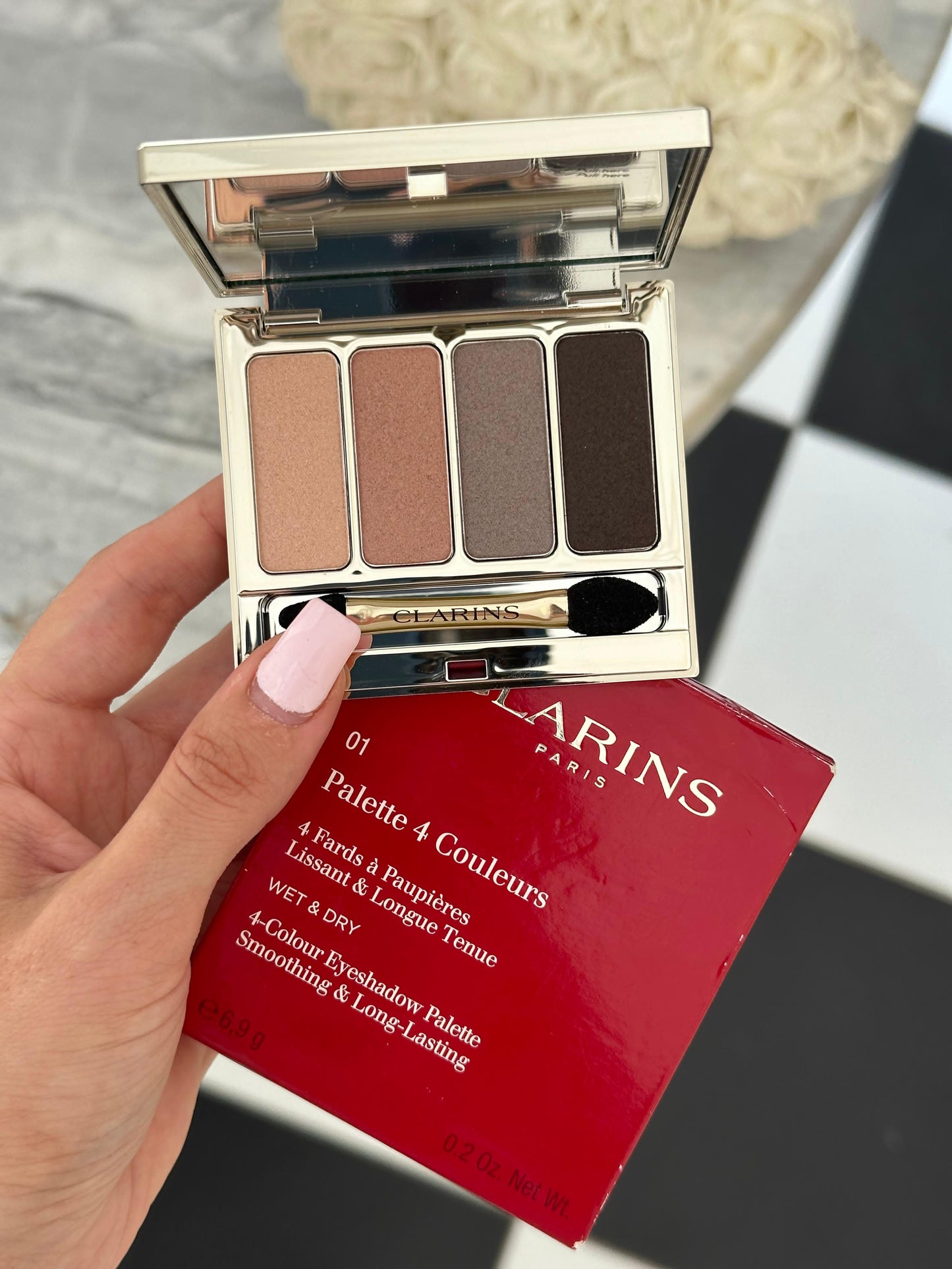 CLARINS
Palette 4 Couleur Eyeshadow Palette Smoothin & Long-Lasting