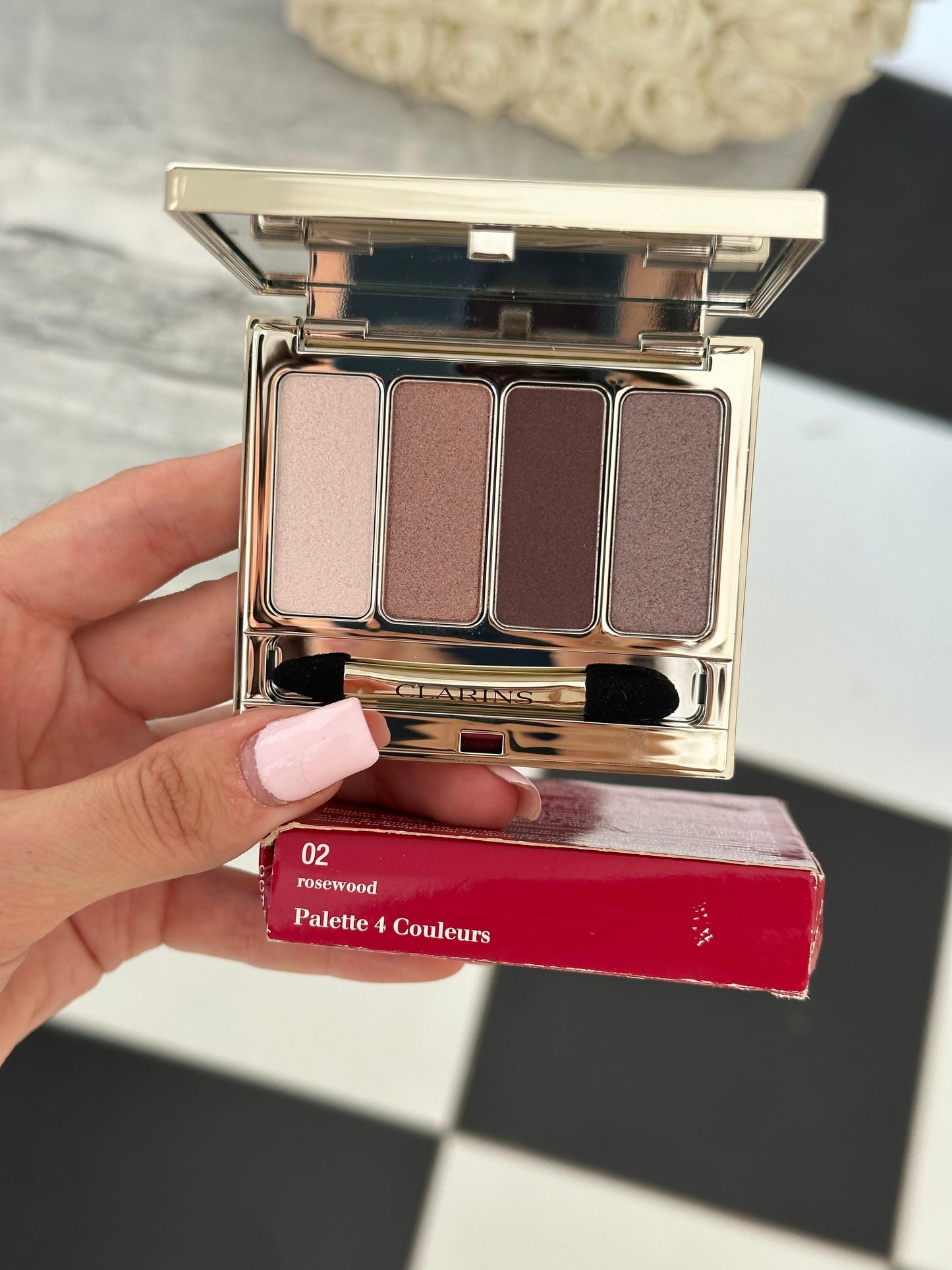 CLARINS
Palette 4 Couleur Eyeshadow Palette Smoothin & Long-Lasting