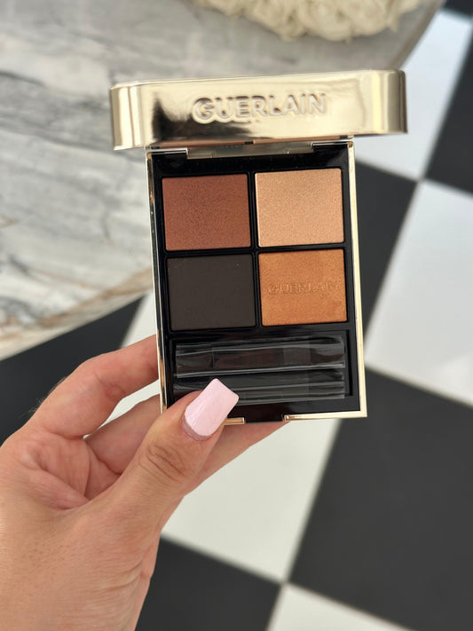 GUERLAIN Ombres G
Eyeshadow Quad
Multi-Effect, High Color & Long Wear (940)