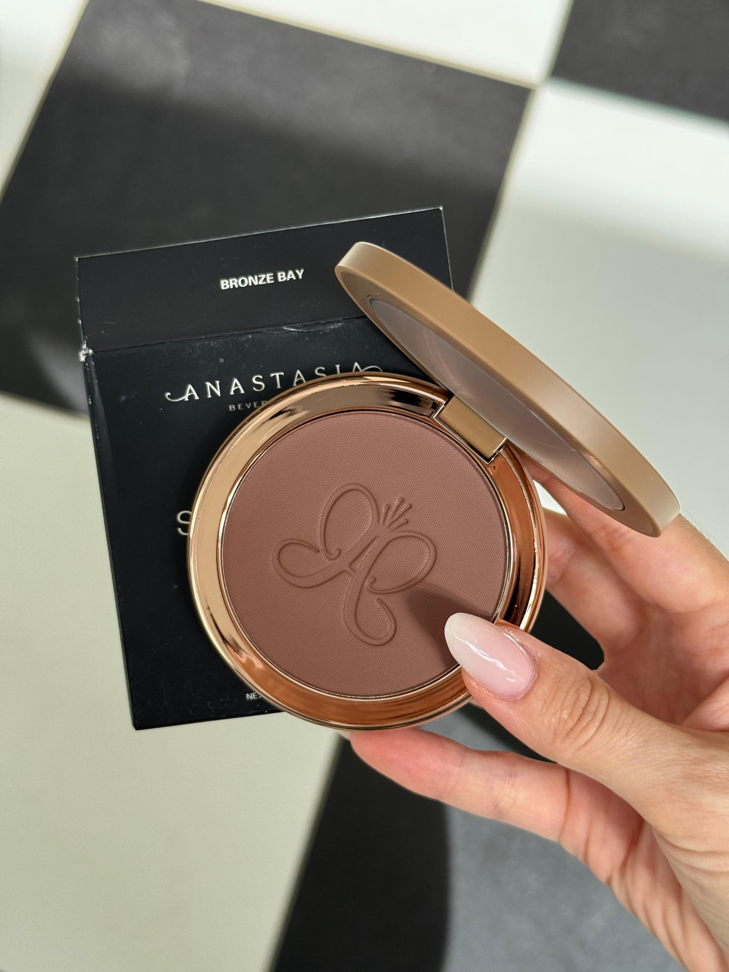 ANASTASIA BEVERLY HILLS Smooth Blur Bronzer - Bronze Bay