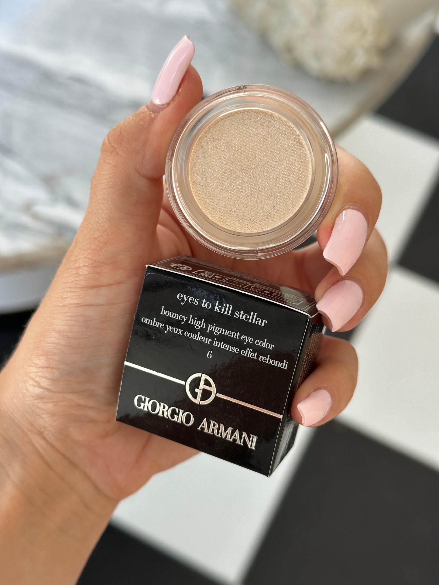 ARMANI Eyes To Kill Stellar
Intense And Long-Lasting Cream Eye Shadow