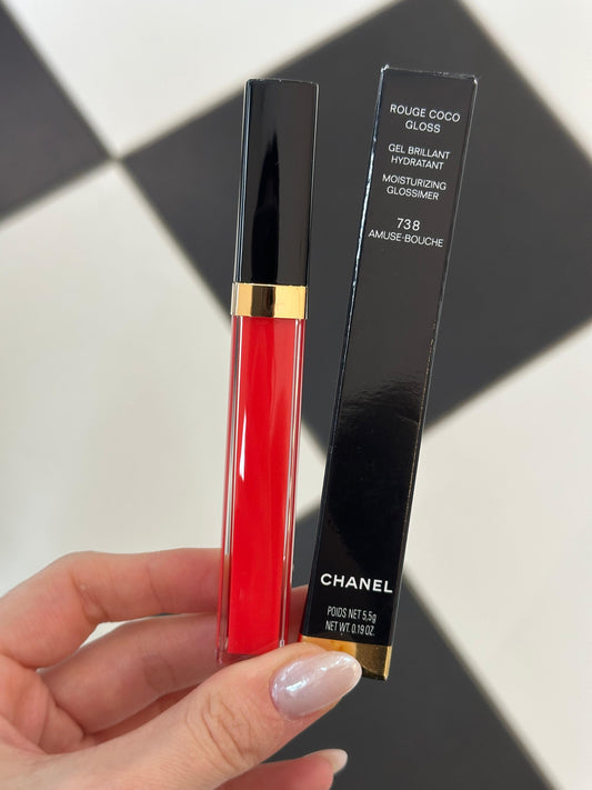 CHANEL Rouge Coco Gloss (738)
Moisturizing Gel Brillant Hidratant