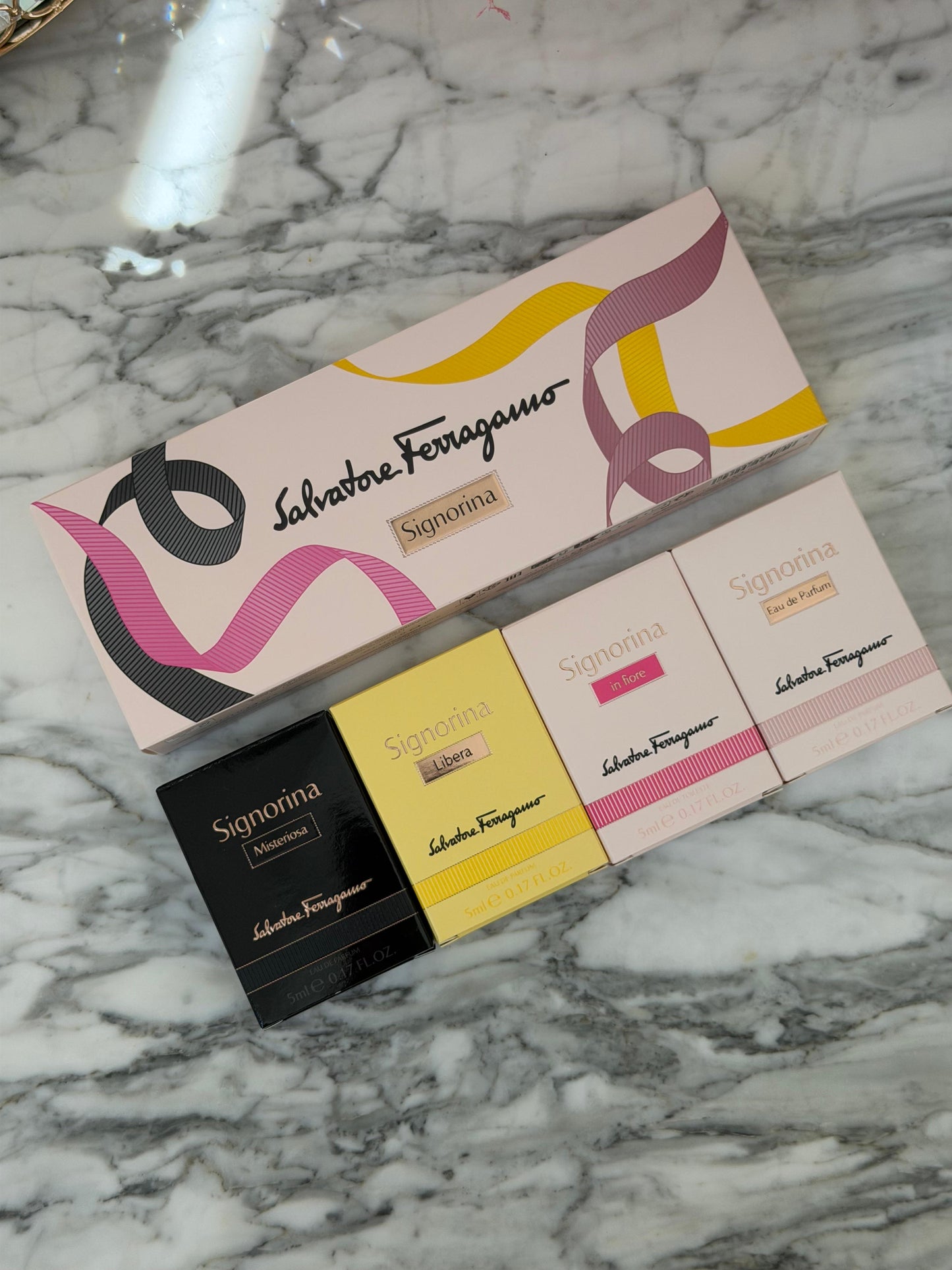 FERRAGAMO Mix Fragrances Travel Size Set (4x5ml)