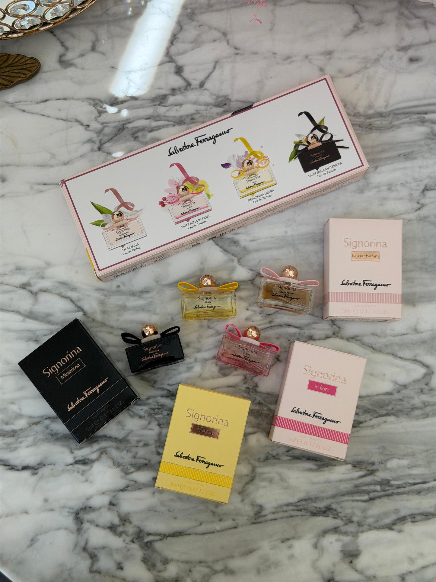 FERRAGAMO Mix Fragrances Travel Size Set (4x5ml)