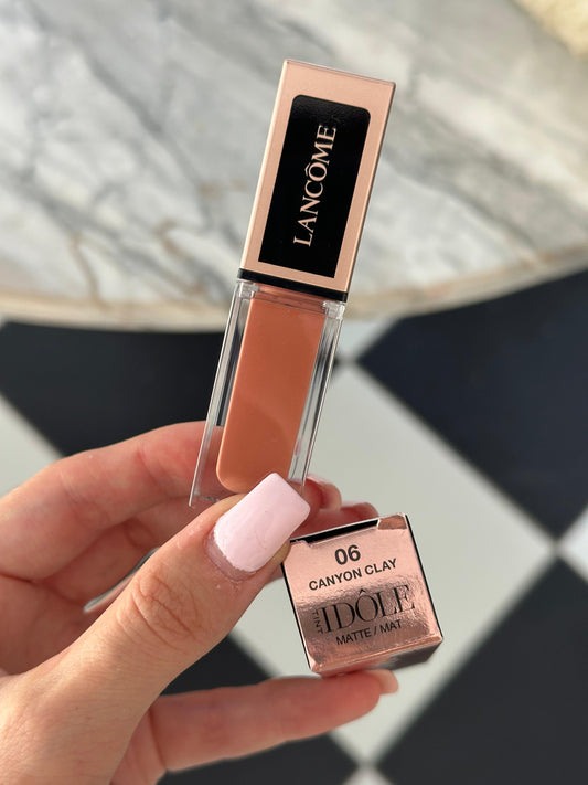 LANCÔME Idôle Tint
Liquid Eye-Blusher (06)