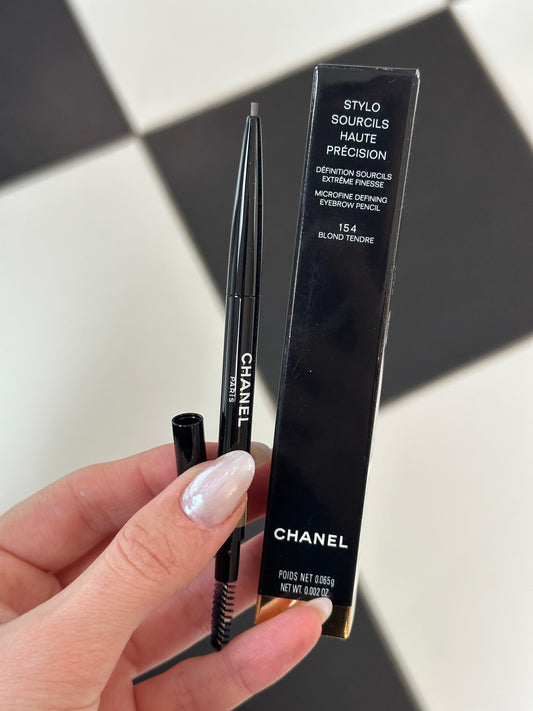CHANEL Stylo Sourcils Haute Précision (154)
Microfine Defining Eyebrow Pencil