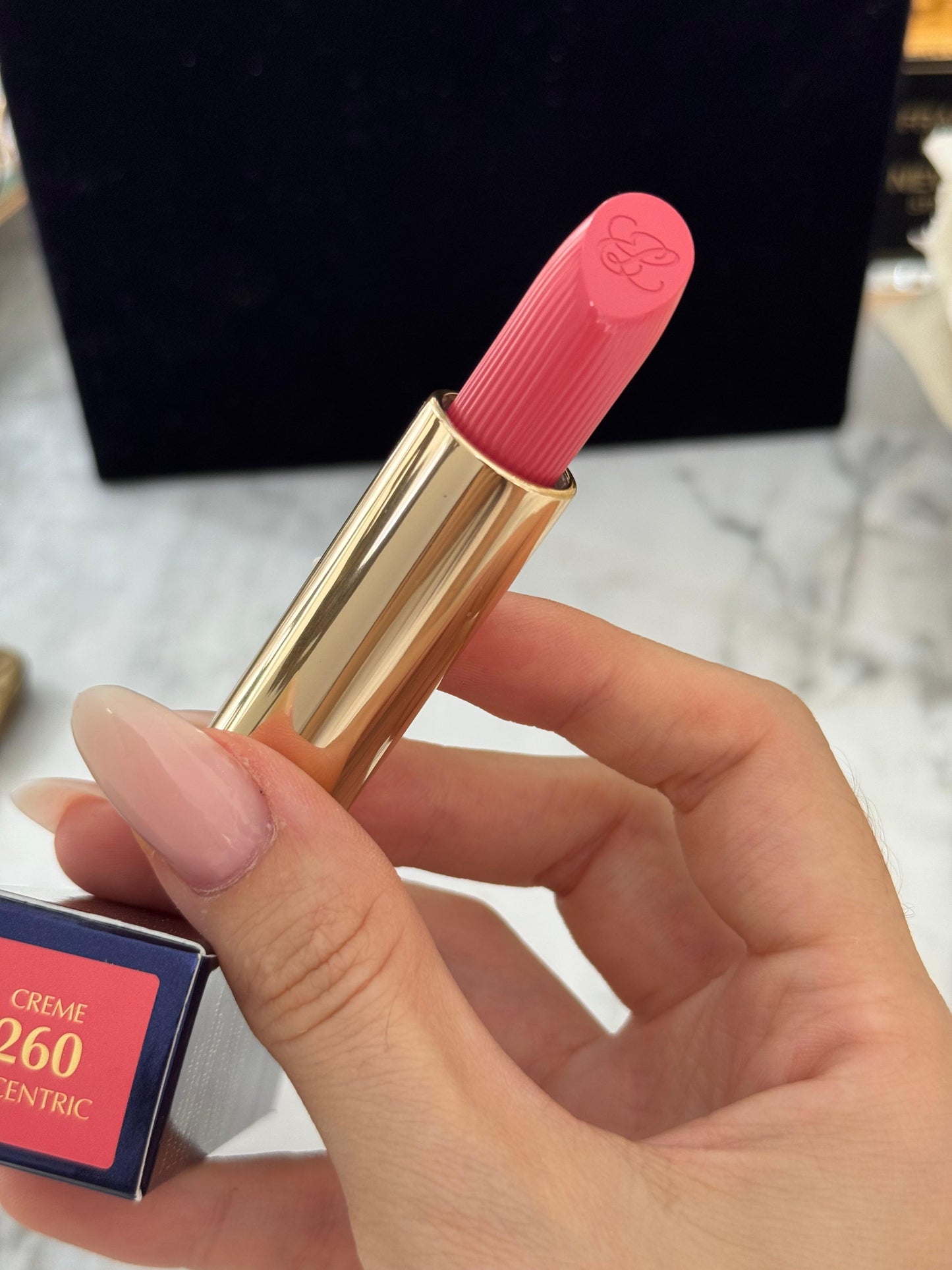ESTÉE LAUDER Pure Color
Creme Lipstick (260)