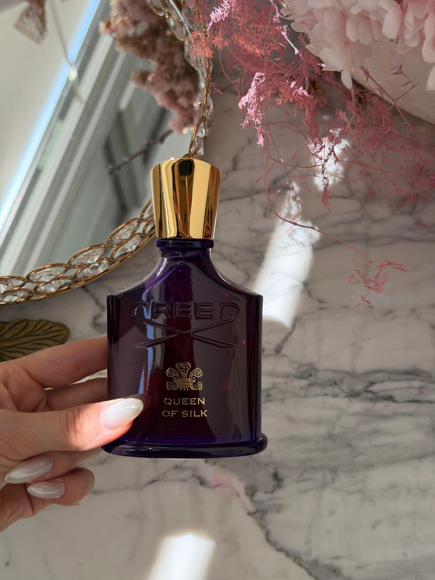 CREED Queen Of Silk Eau De Parfum
Floral Amber, White Flowers & Fruity