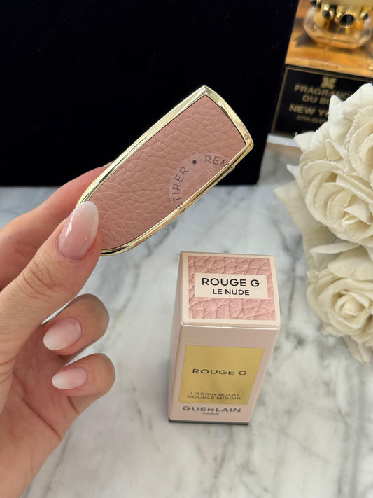 GUERLAIN Rouge G - Le Nude
The Double Mirror Jewel Case