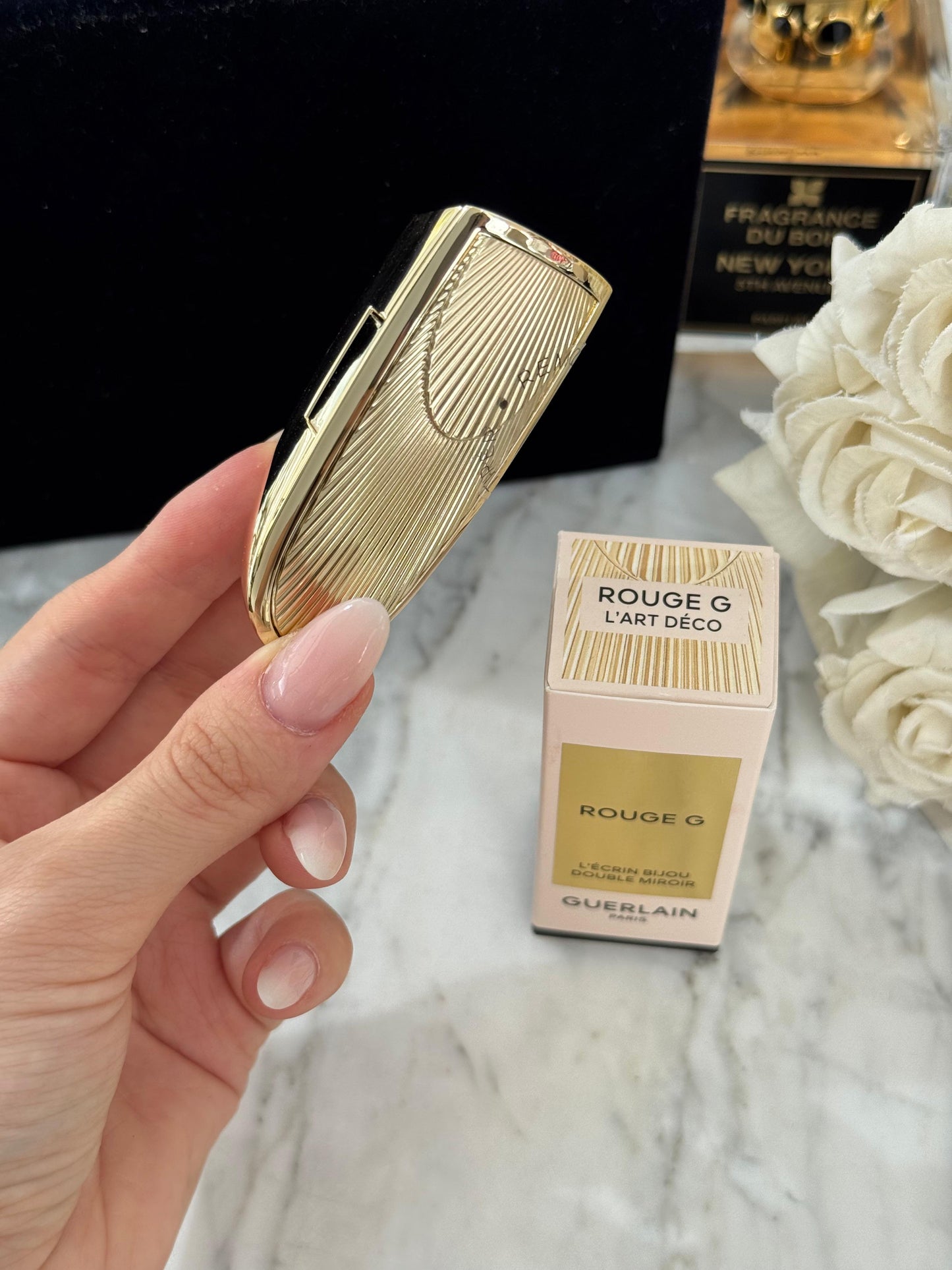 GUERLAIN Rouge G - L'Art Déco 
The Double Mirror Jewel Case