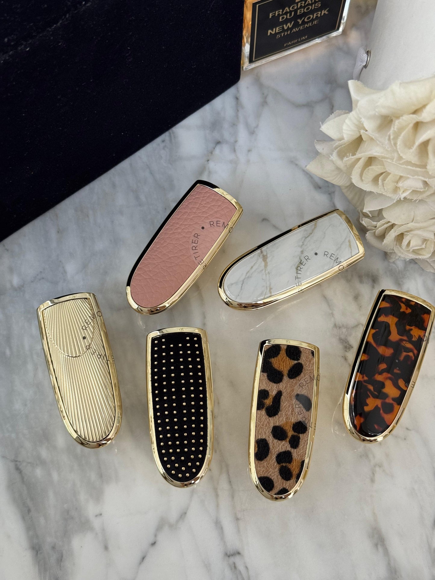 GUERLAIN Rouge G - Le Nude
The Double Mirror Jewel Case