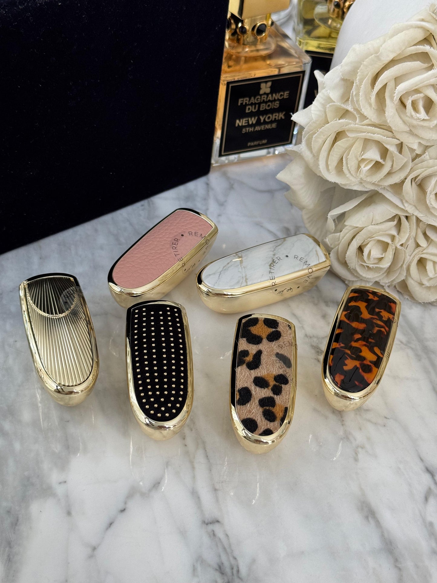 GUERLAIN Rouge G L'Écaille
- The Double Mirror Jewel Case