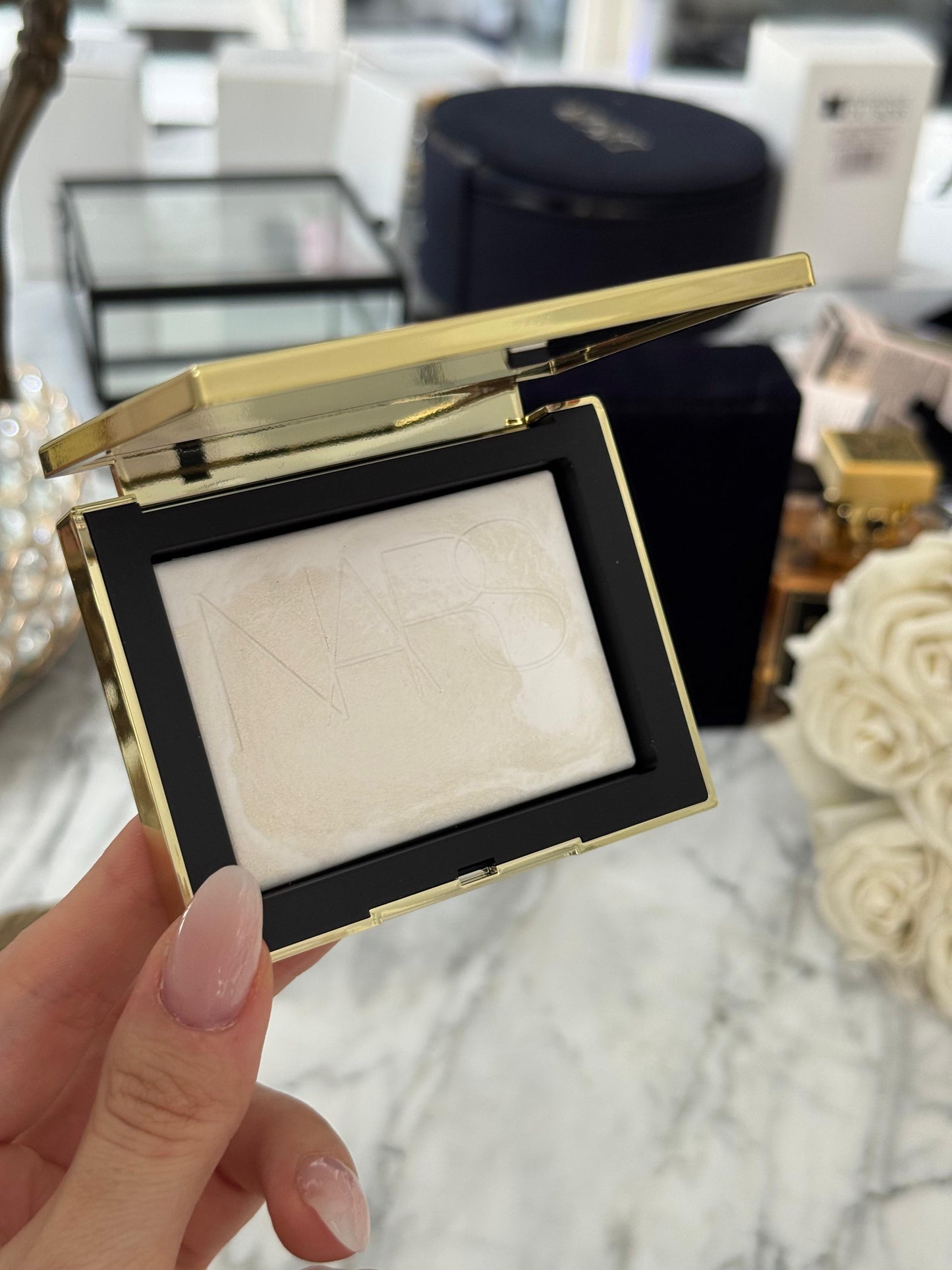 NARS Gold Dust Light Reflecting™ Setting Powder