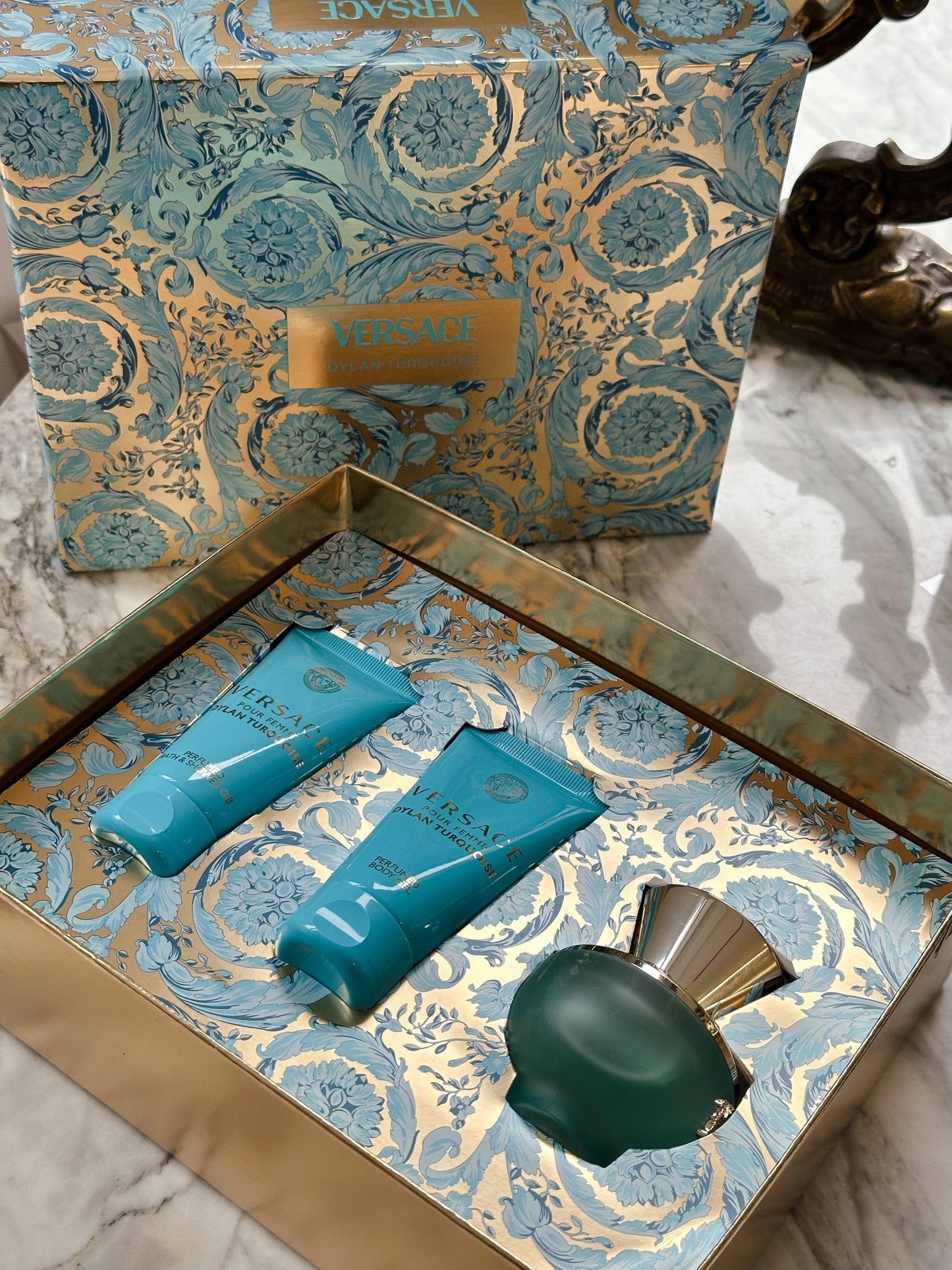 VERSACE Dylan Turquoise For Women - Eau De Toilette 50ml Gift Set
