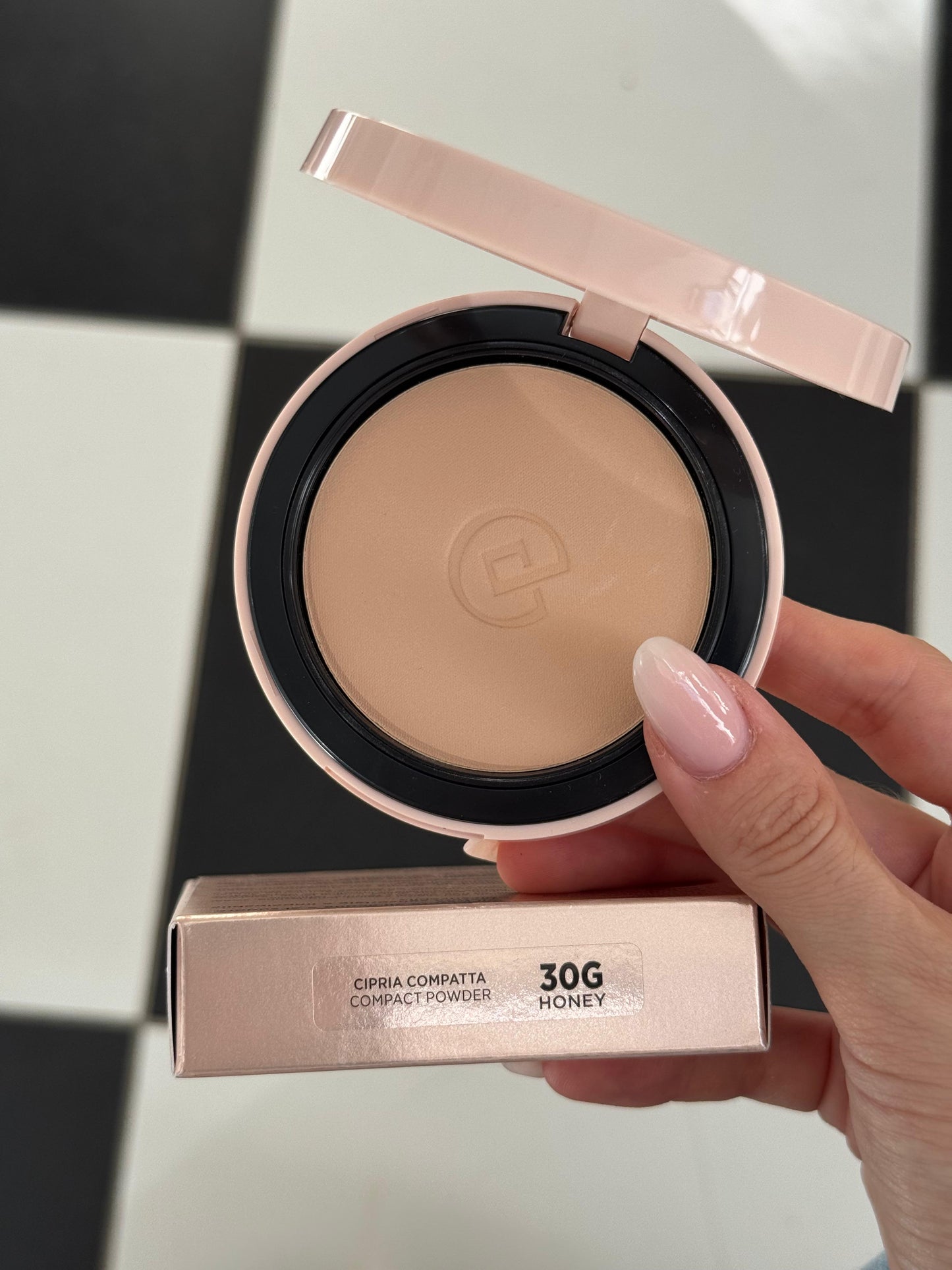 COLLISTAR
Impeccabile Compact Powder - Honey