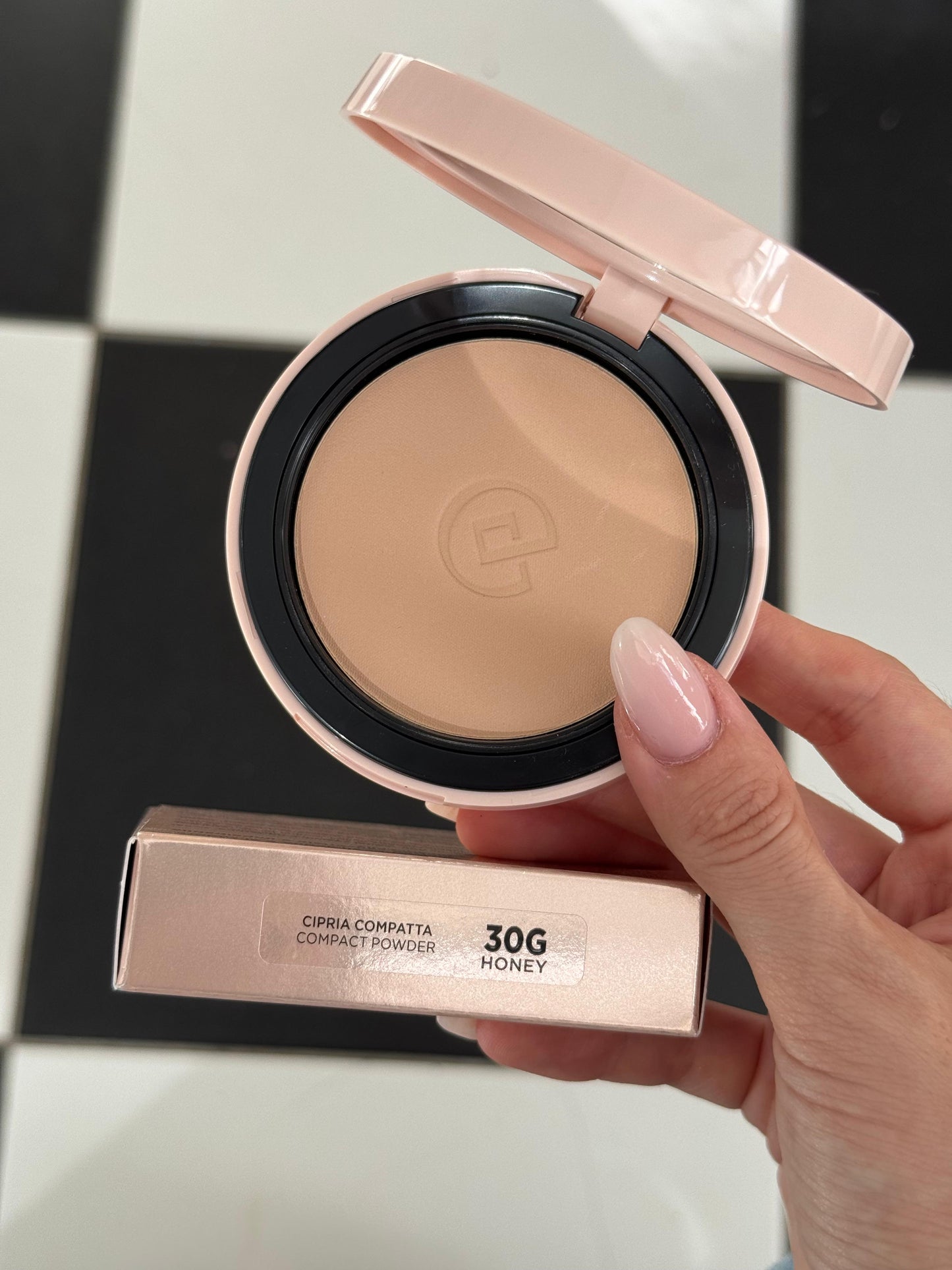 COLLISTAR
Impeccabile Compact Powder - Honey