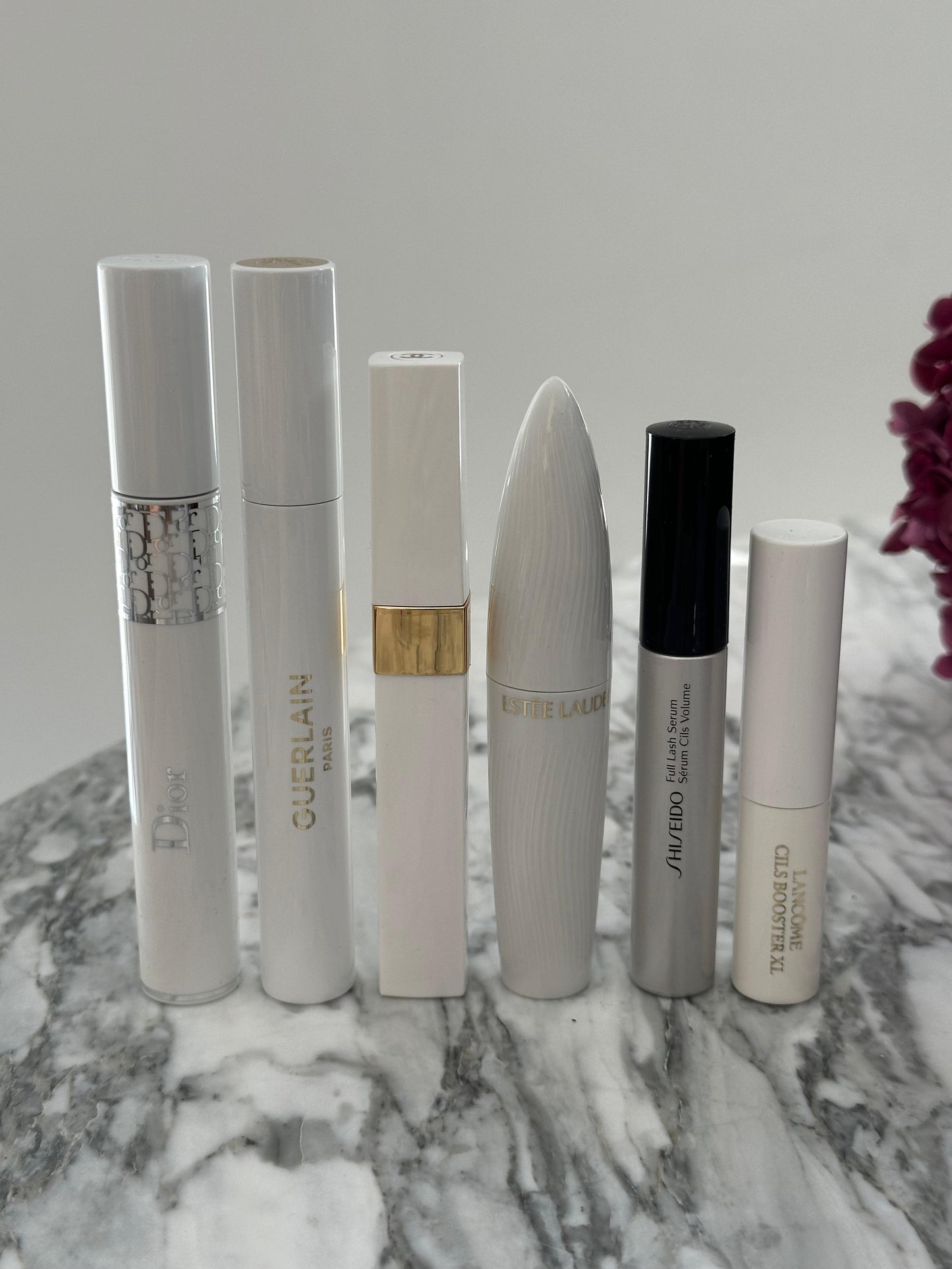 DIOR Diorshow Maximizer 3D
Mascara Primer-Serum Triple Action - Volume, Curl & Definition 24h Wear Lash Care