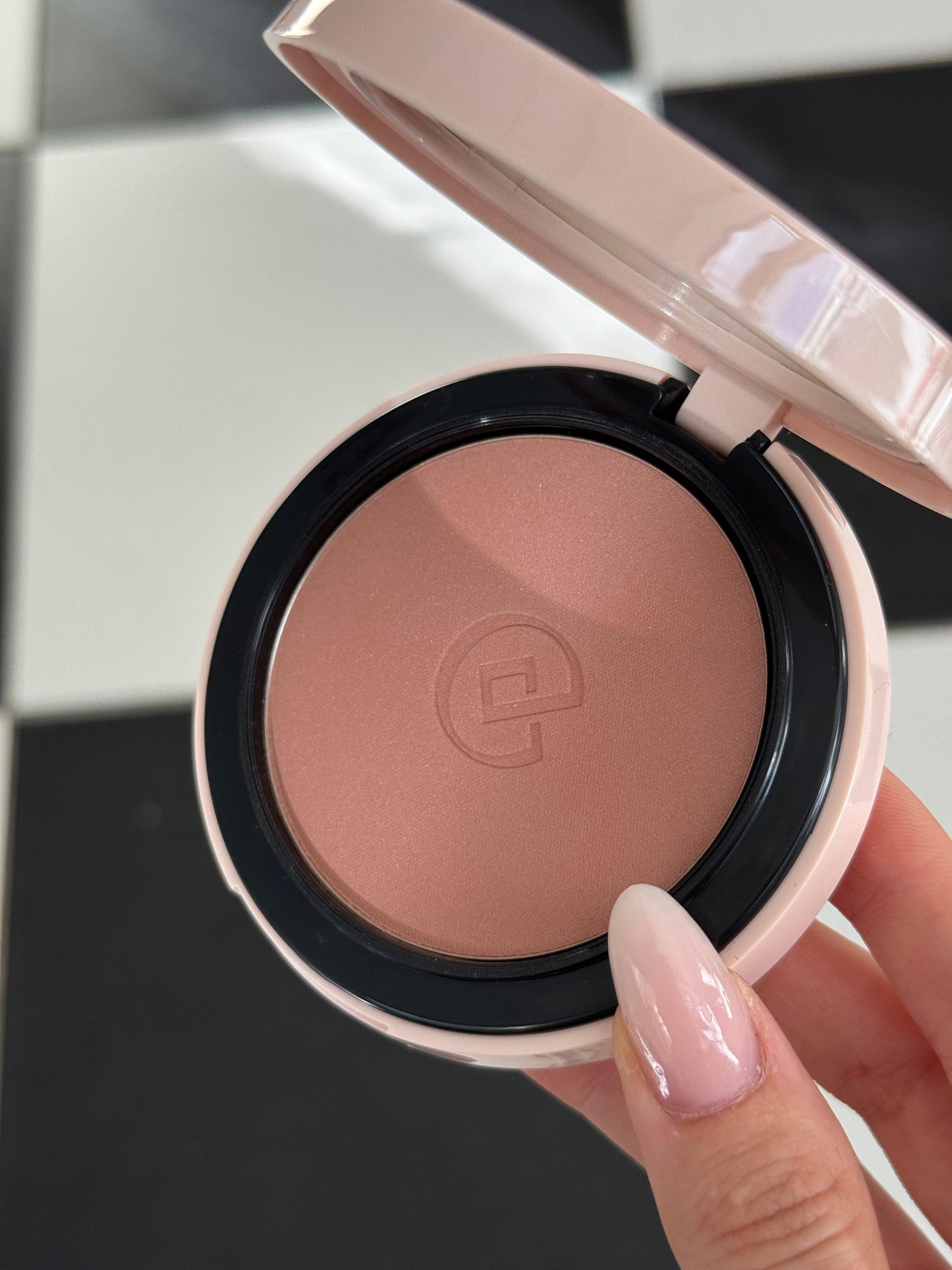 COLLISTAR
Impeccable Maxi Blush - Terracotta