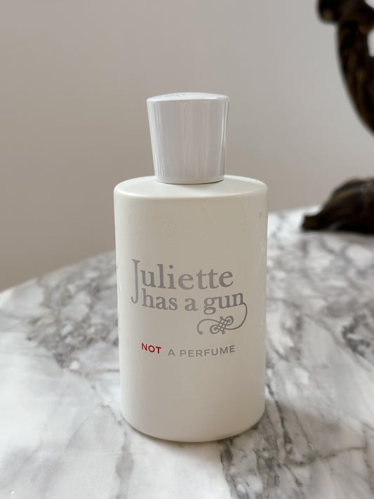 JULIETTE HAS A GUN Not A Perfume
Eau de Parfum 100ml
Minimalist, Fresh & Elegant