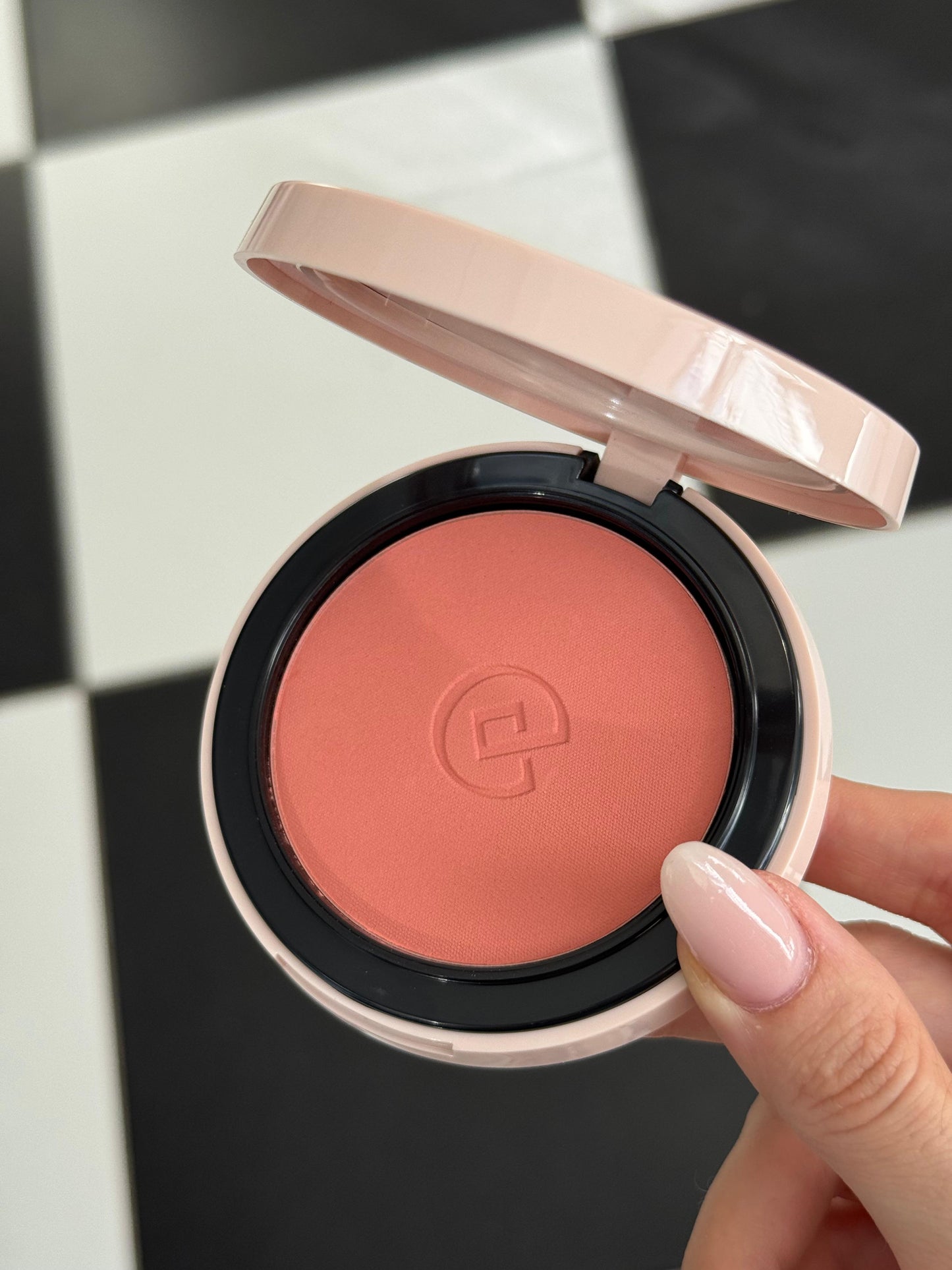 COLLISTAR
Impeccable Maxi Blush - Canyon