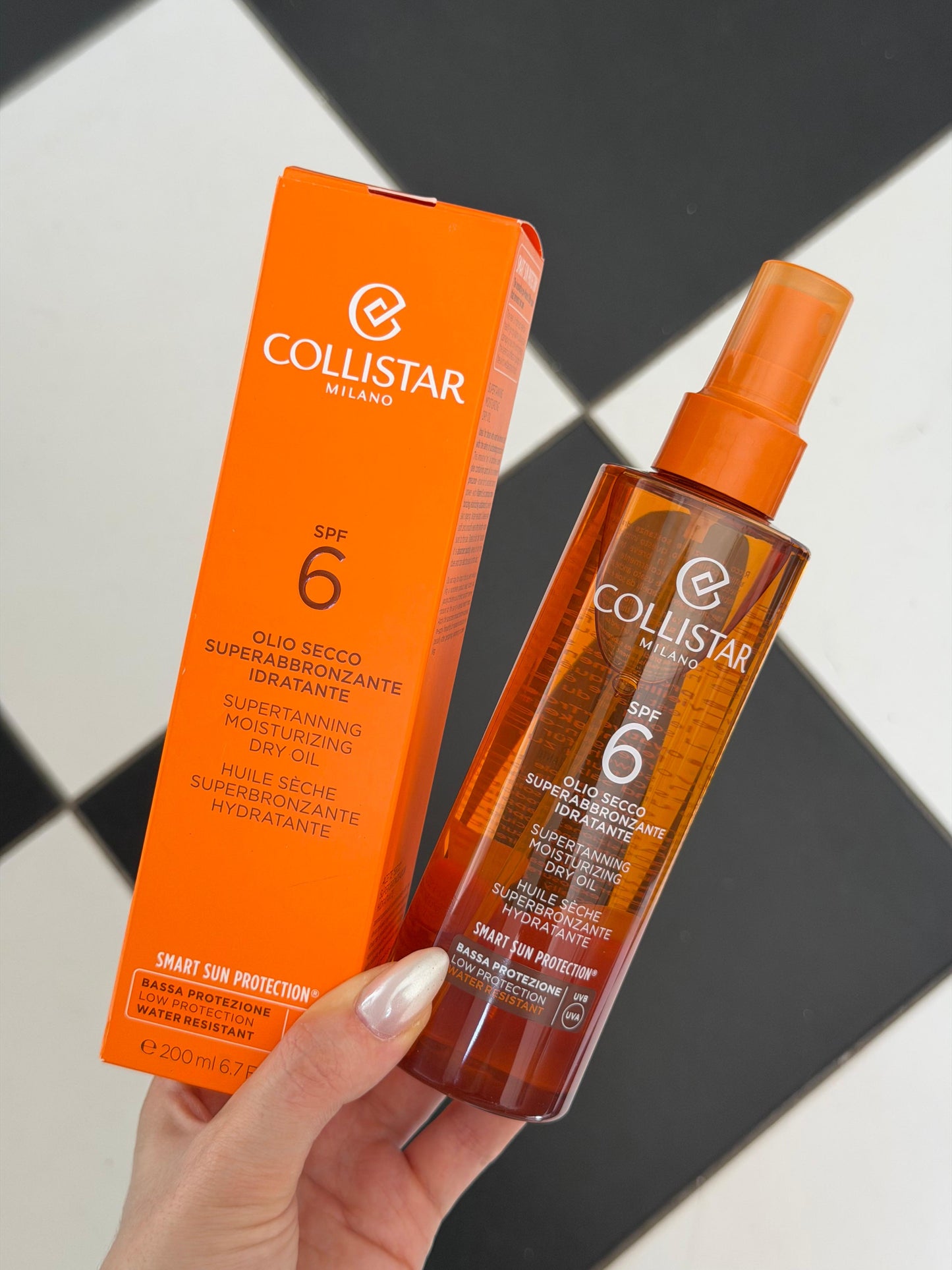 COLLISTAR Supertanning Moisturizing Dry Oil SPF6
Water Resistant