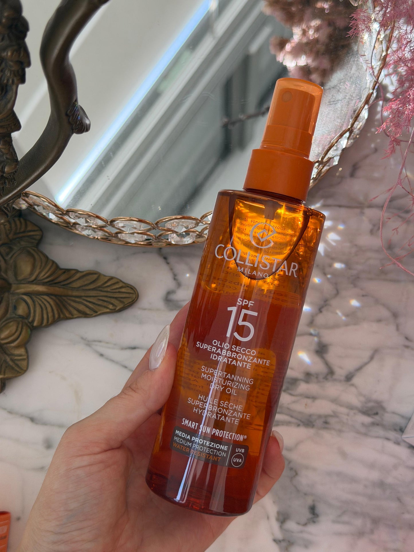 COLLISTAR Supertanning Moisturizing Dry Oil SPF15
Water Resistant