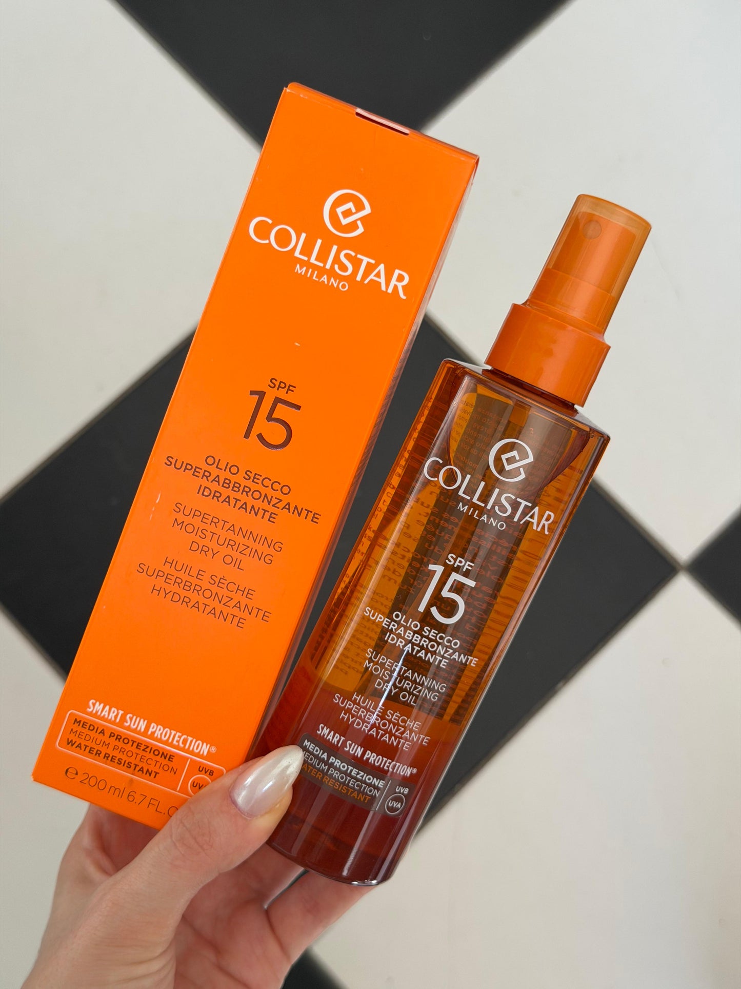 COLLISTAR Supertanning Moisturizing Dry Oil SPF15
Water Resistant