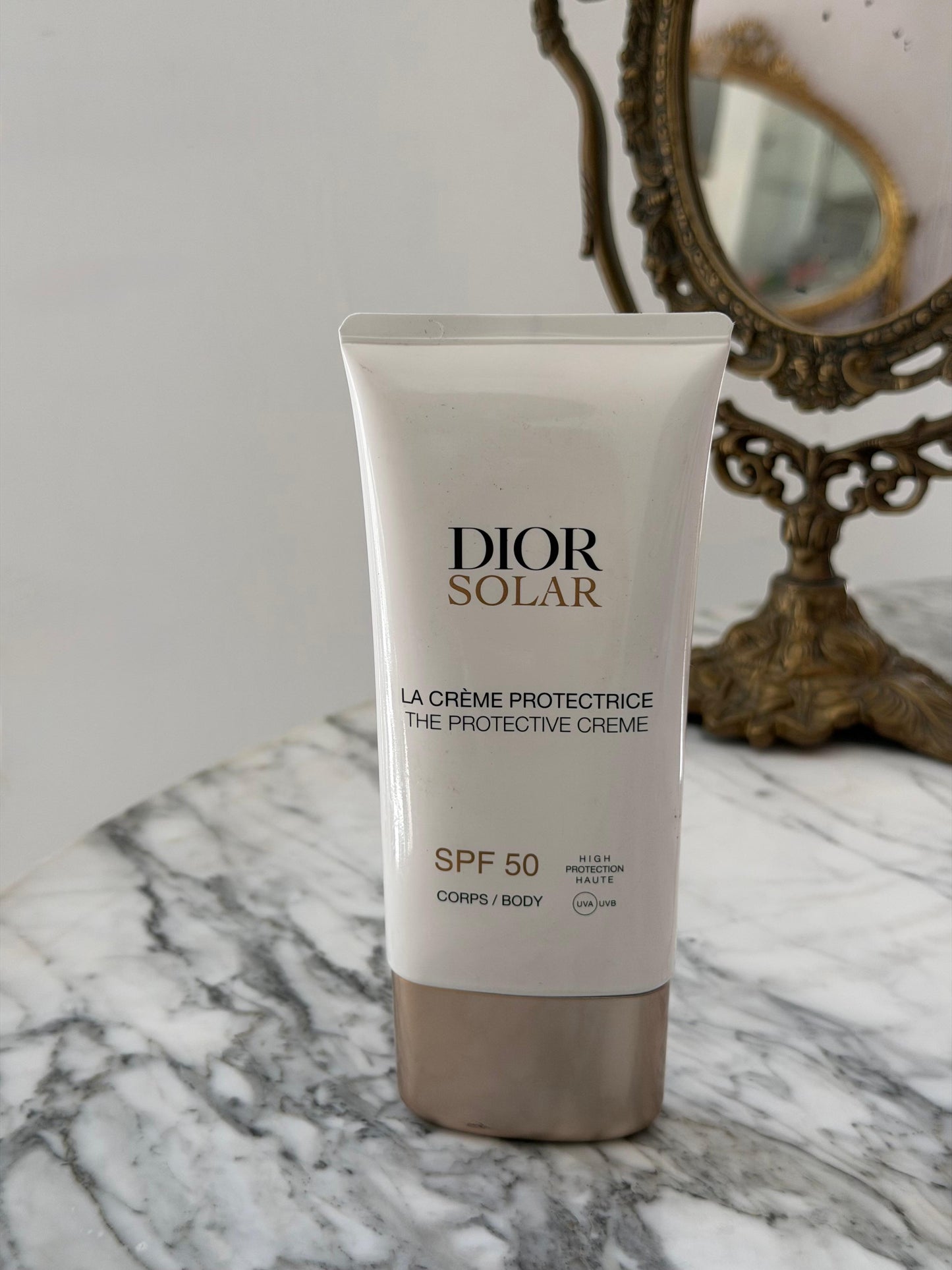DIOR Solar The Protective Cream SPF50
Sunscreen for Body - High Protection