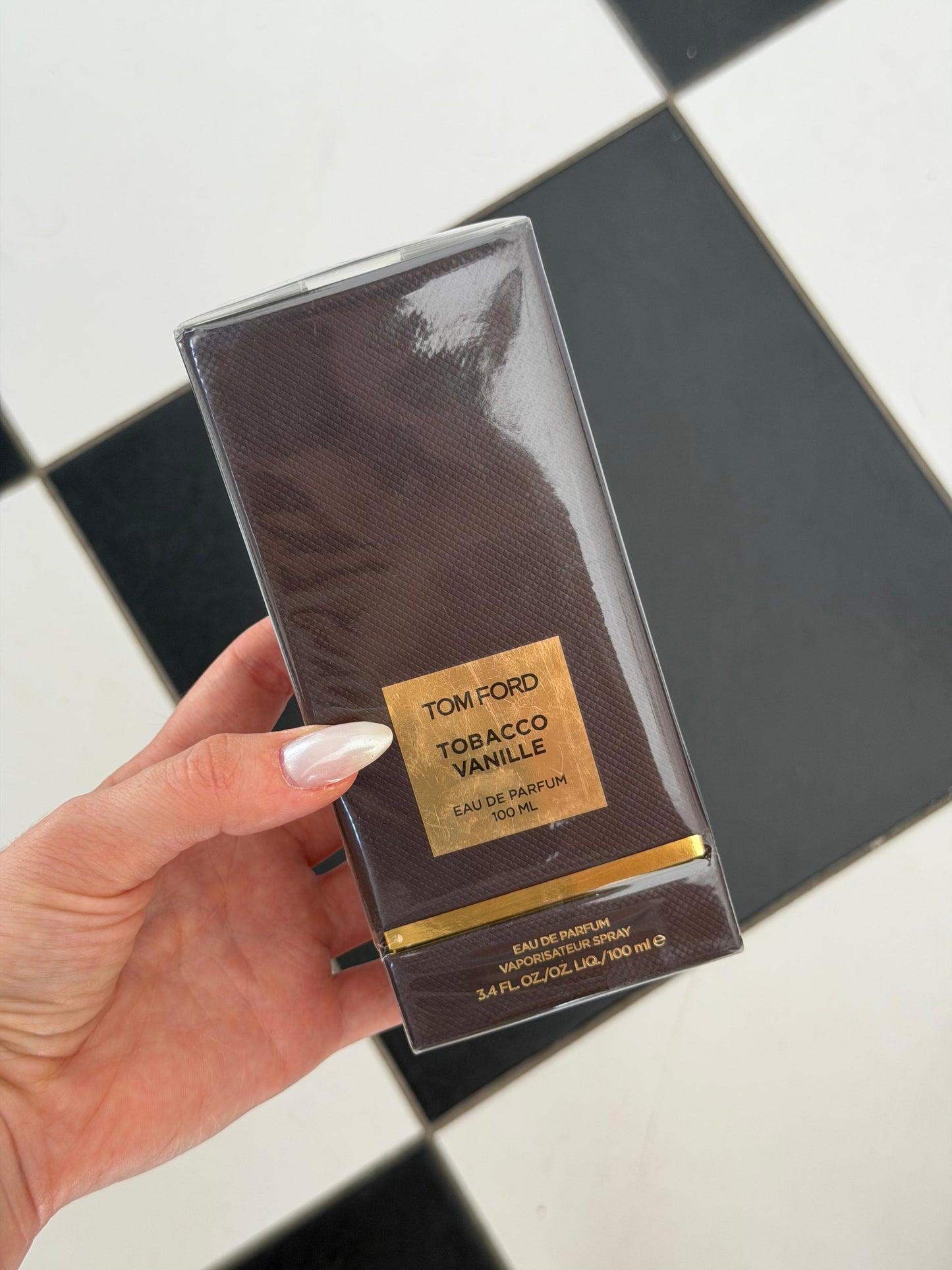 TOM FORD
Tabacco Vanille Eau De Parfum
Warm, Tobacco & Vanilla