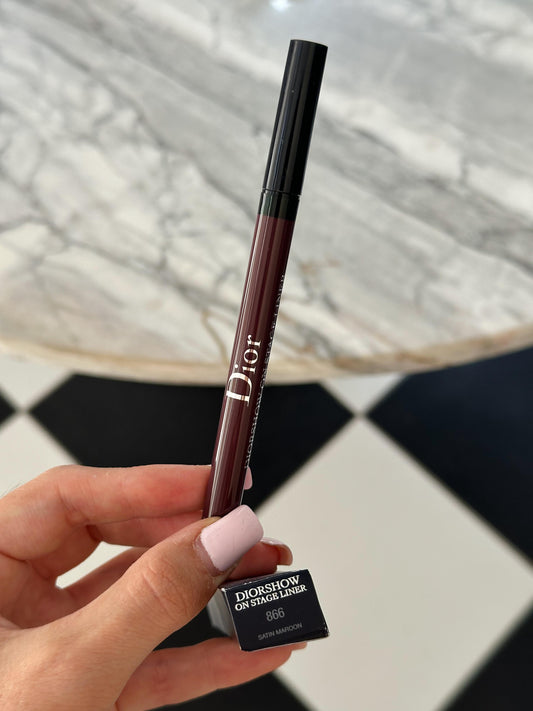 DIOR Diorshow On Stage Liner - Satin Maroon
Waterproof Felt Tip Liquid Eyeliner - 24h IntenseColor