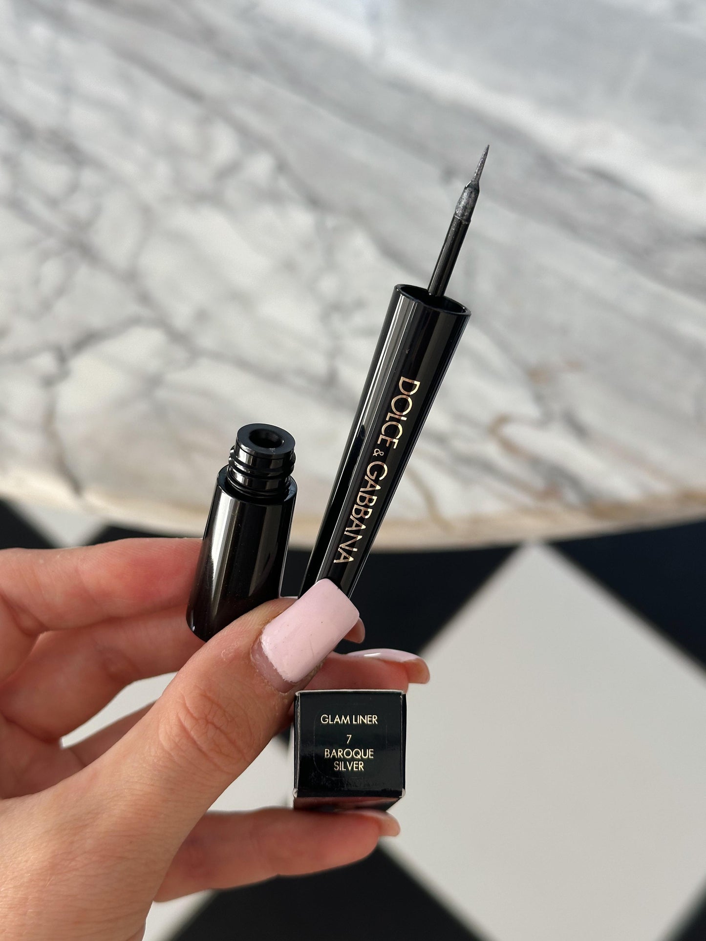 DOLCE&GABBANA
Glam Liner Intense Liquid Eyeliner (7)
